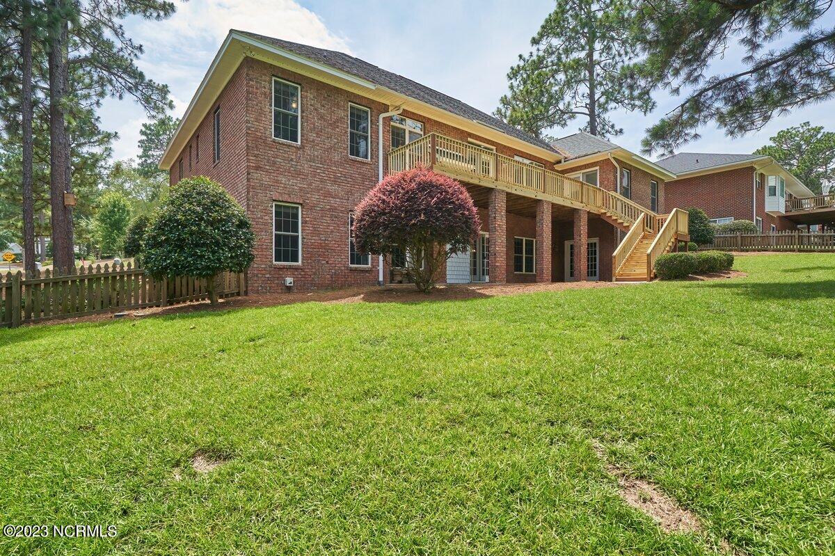480 Lake Forest Drive SE