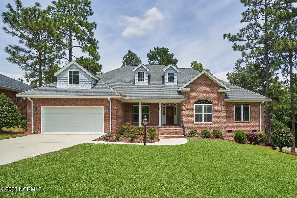 480 Lake Forest Drive SE
