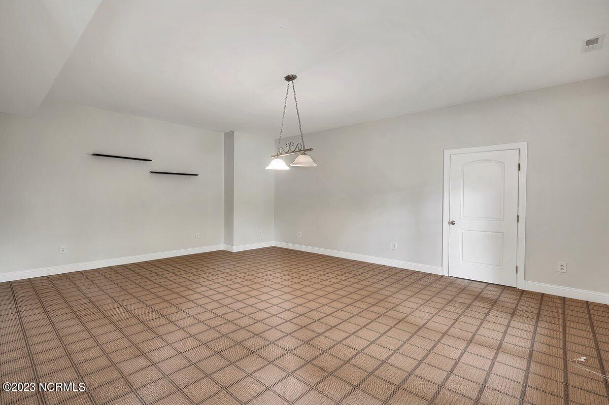 480 Lake Forest Drive SE