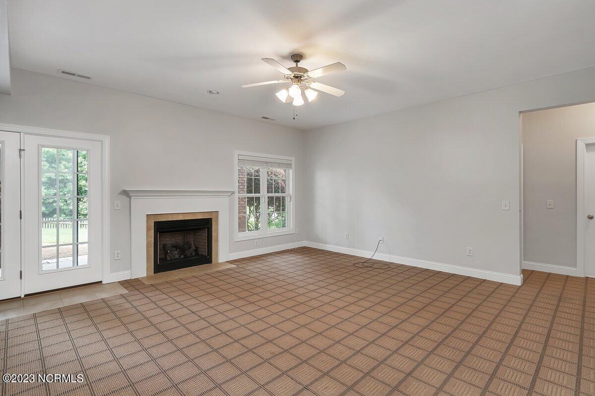 480 Lake Forest Drive SE