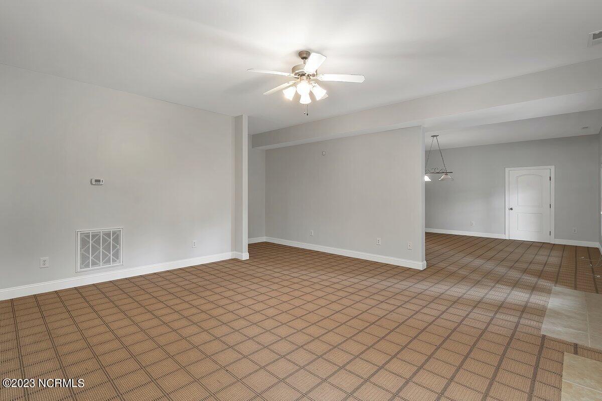 480 Lake Forest Drive SE