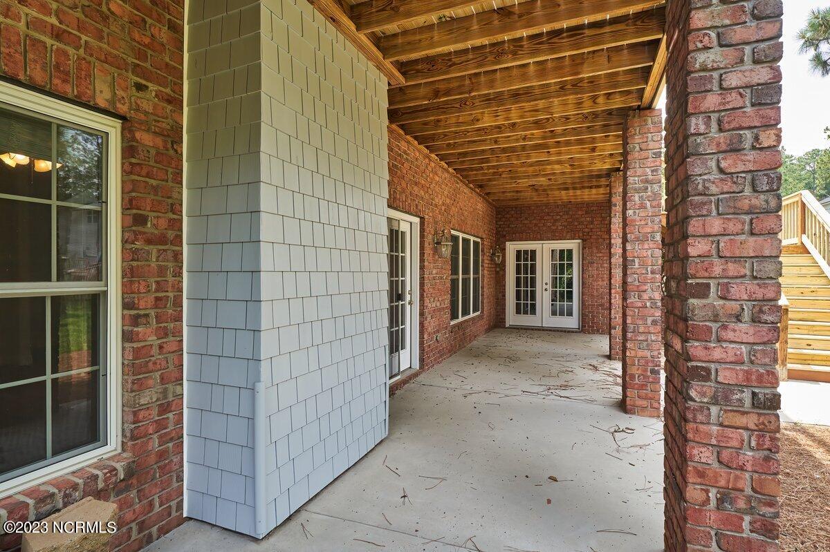 480 Lake Forest Drive SE