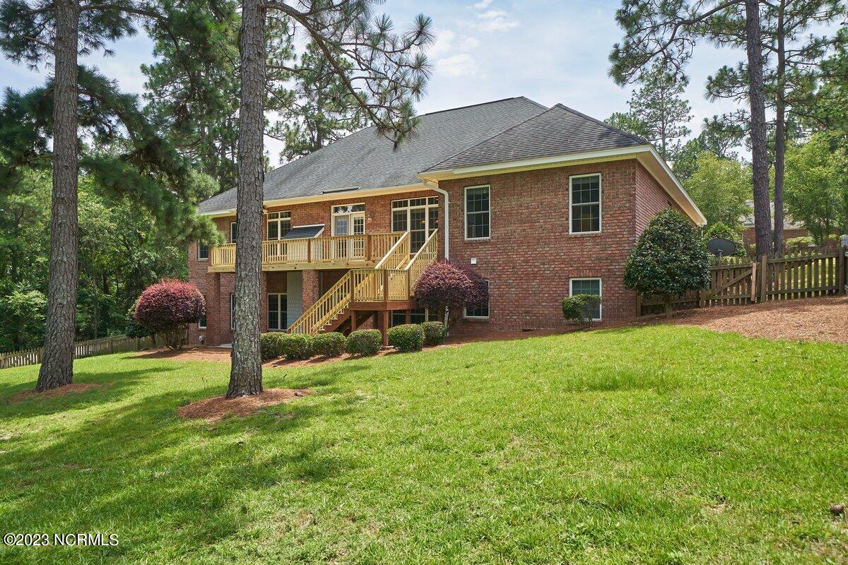 480 Lake Forest Drive SE