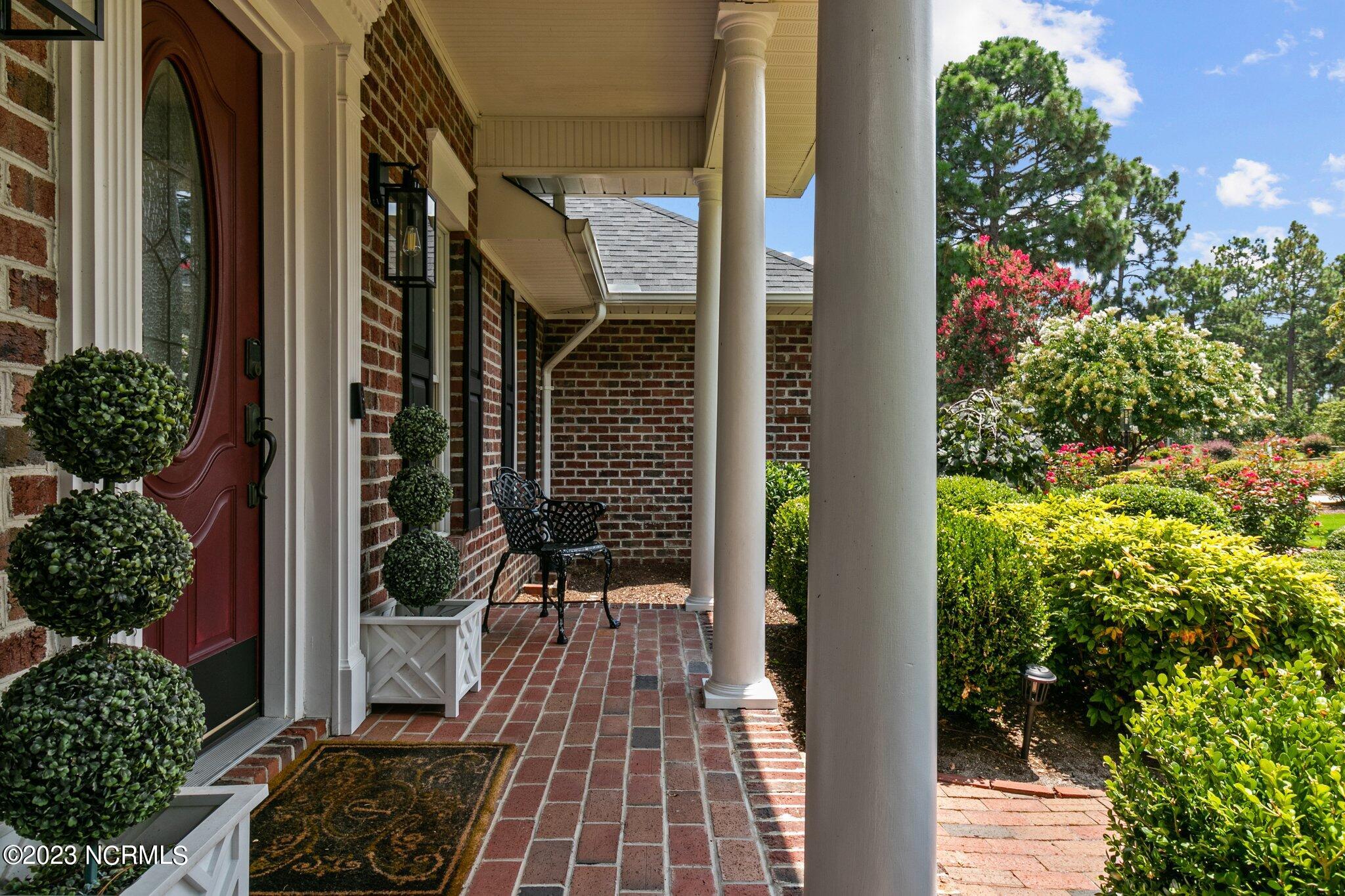 104 Steeplechase Way