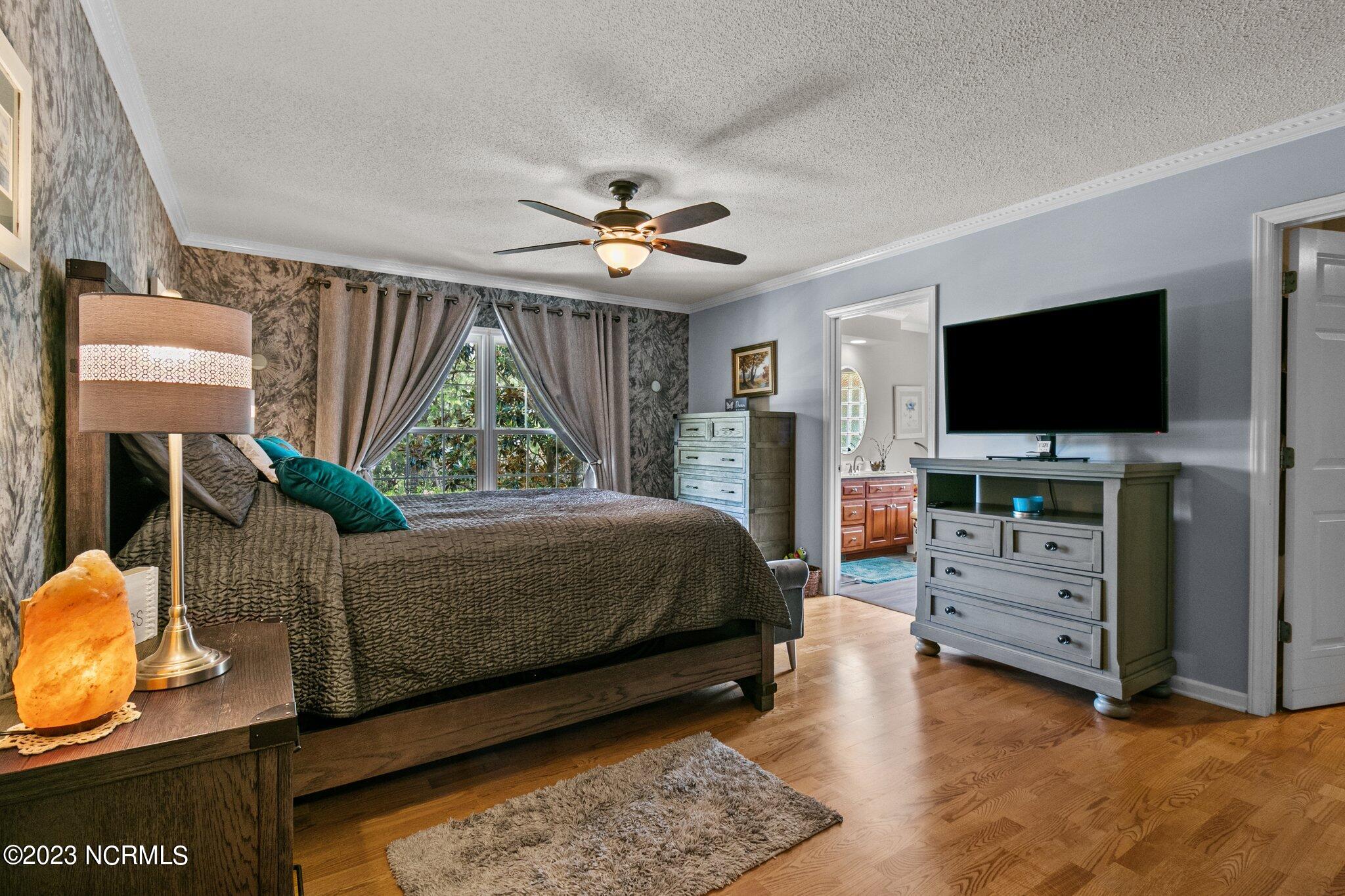 104 Steeplechase Way
