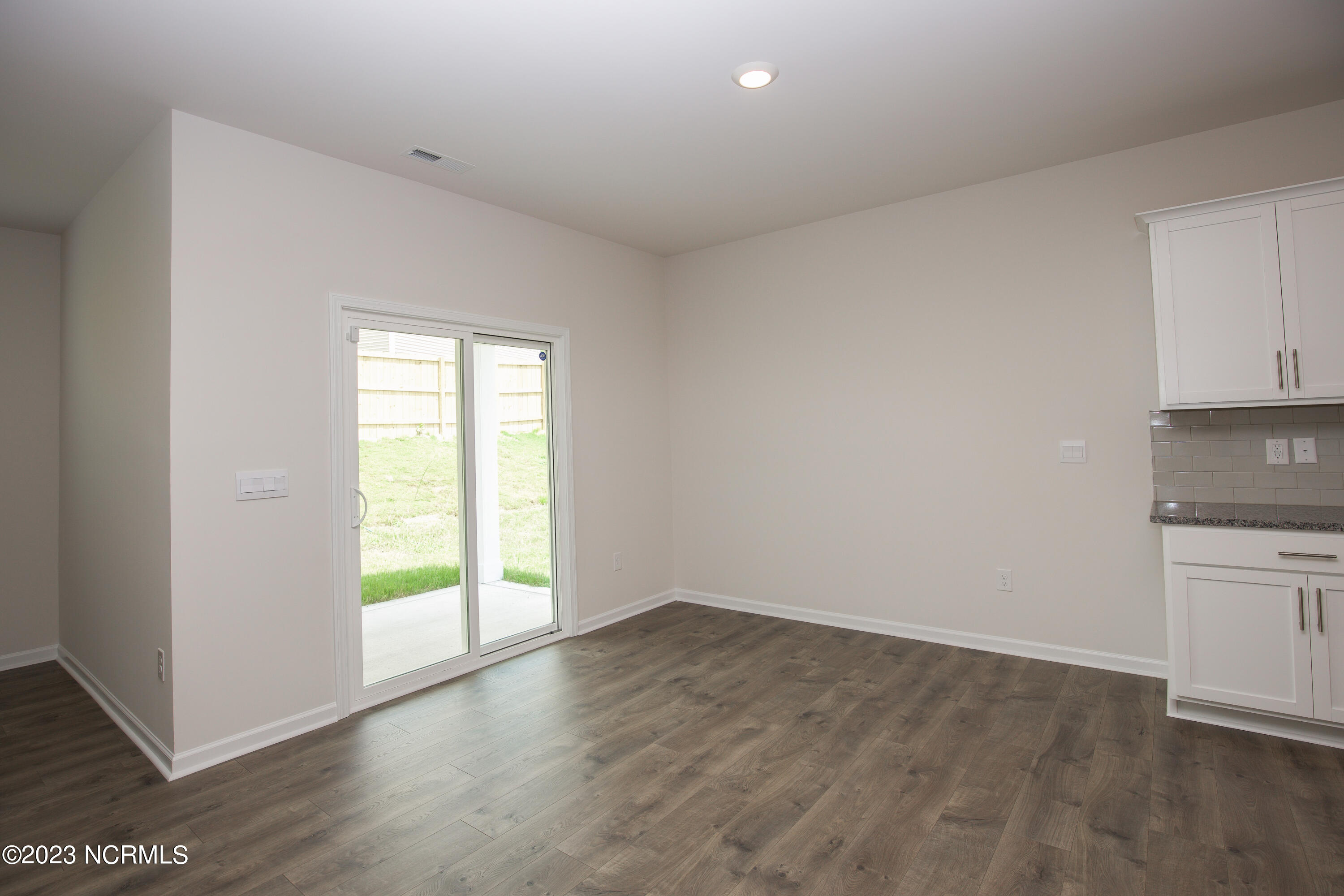 407 Apricot Lane