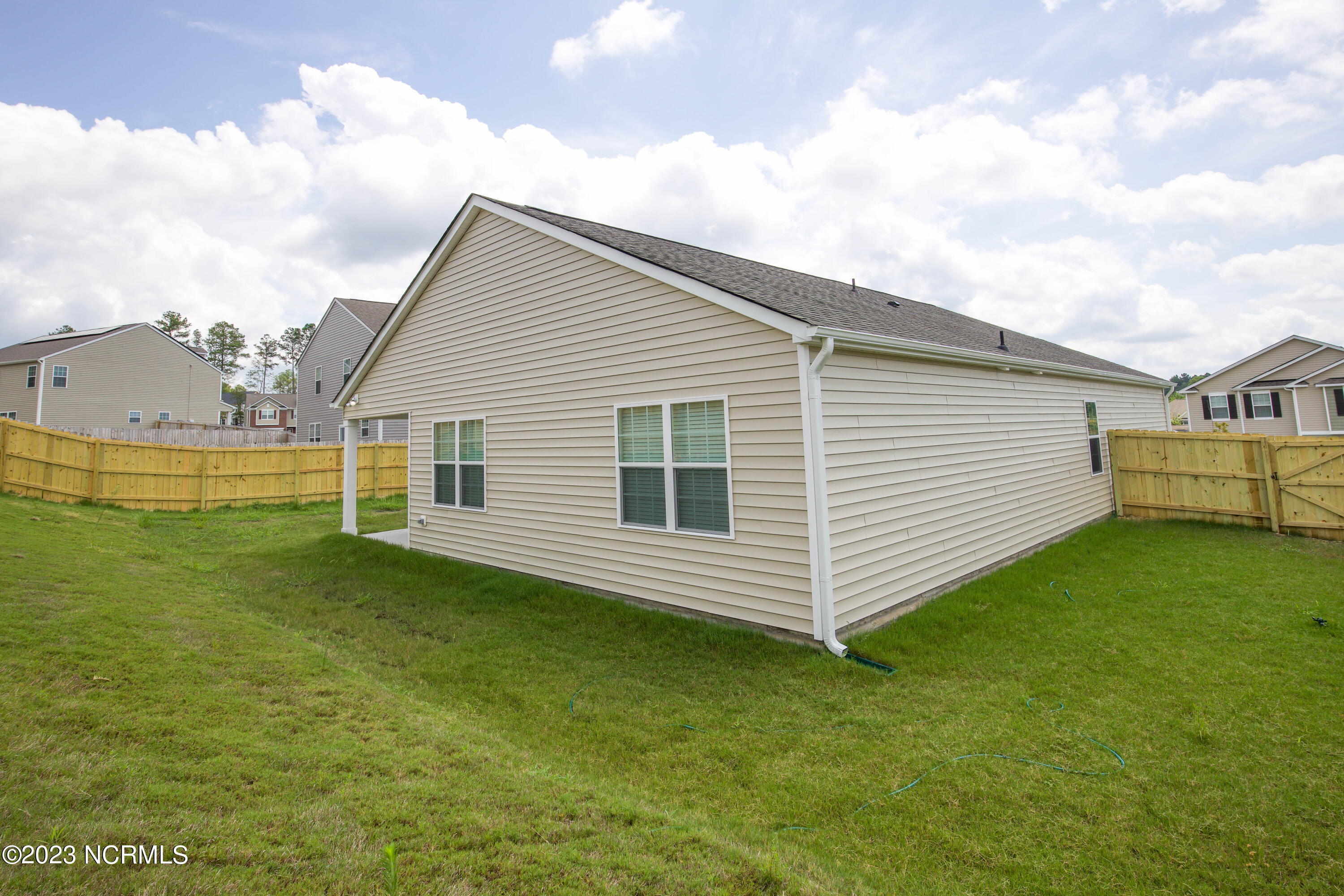 407 Apricot Lane