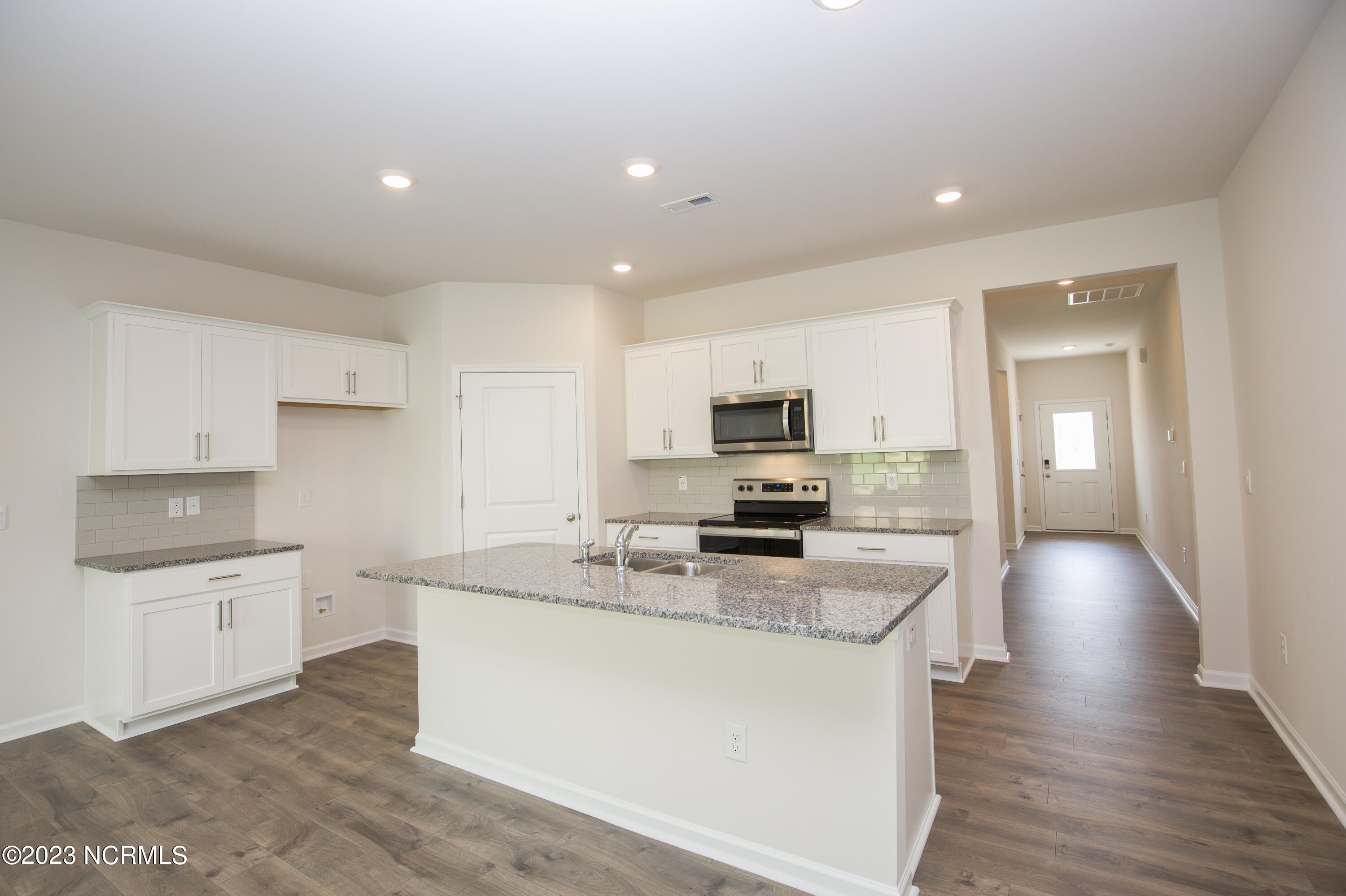 407 Apricot Lane