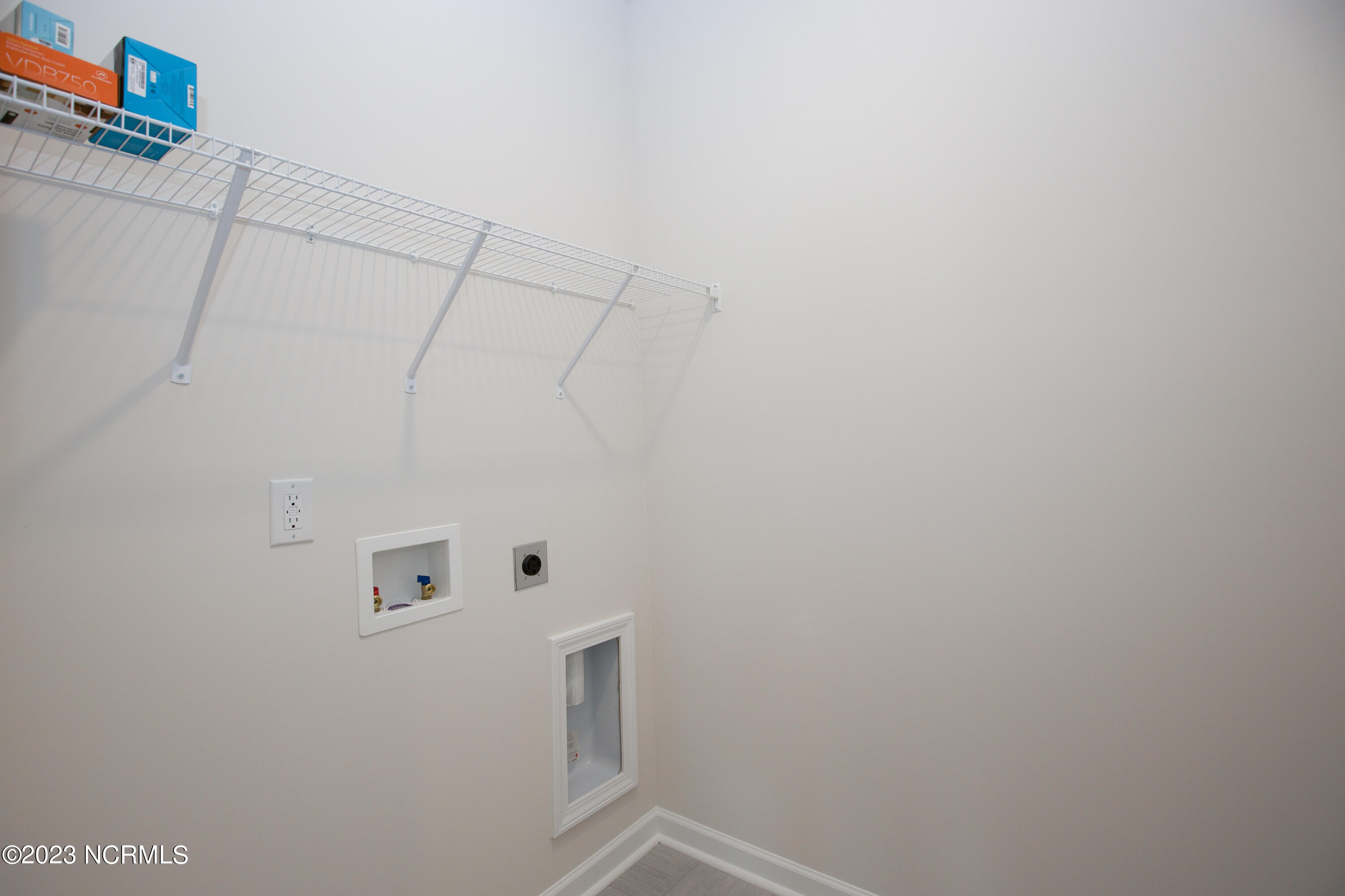 407 Apricot Lane