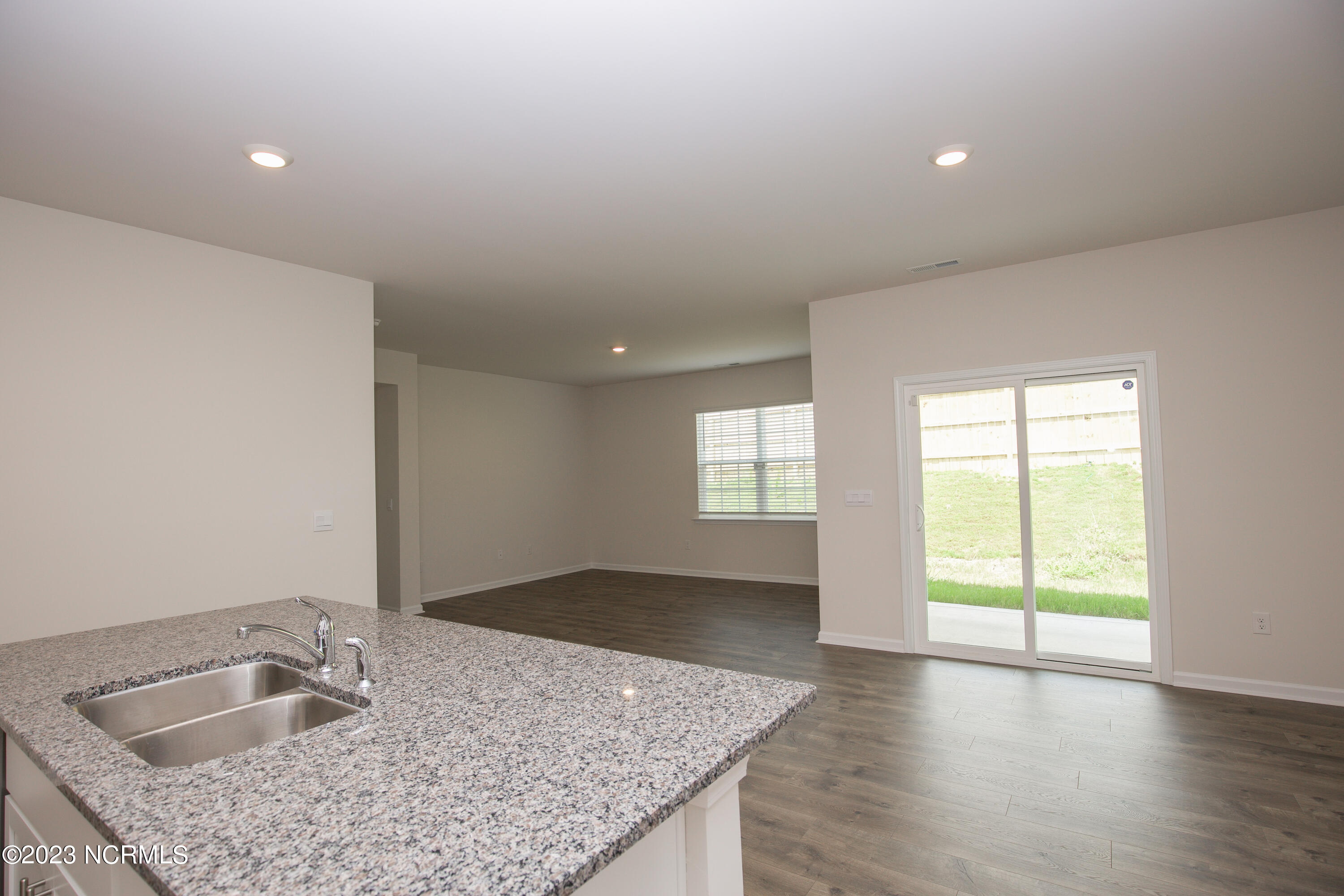 407 Apricot Lane