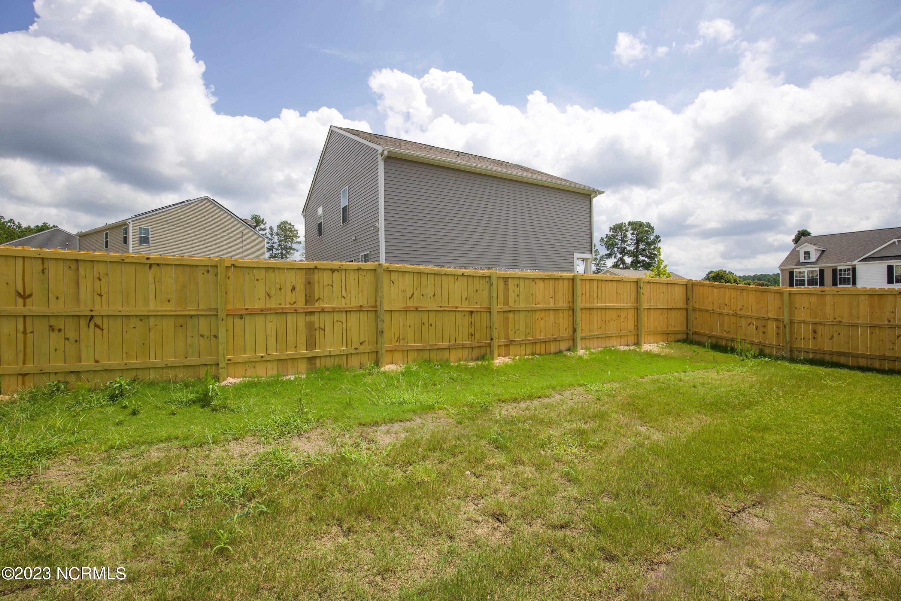 407 Apricot Lane