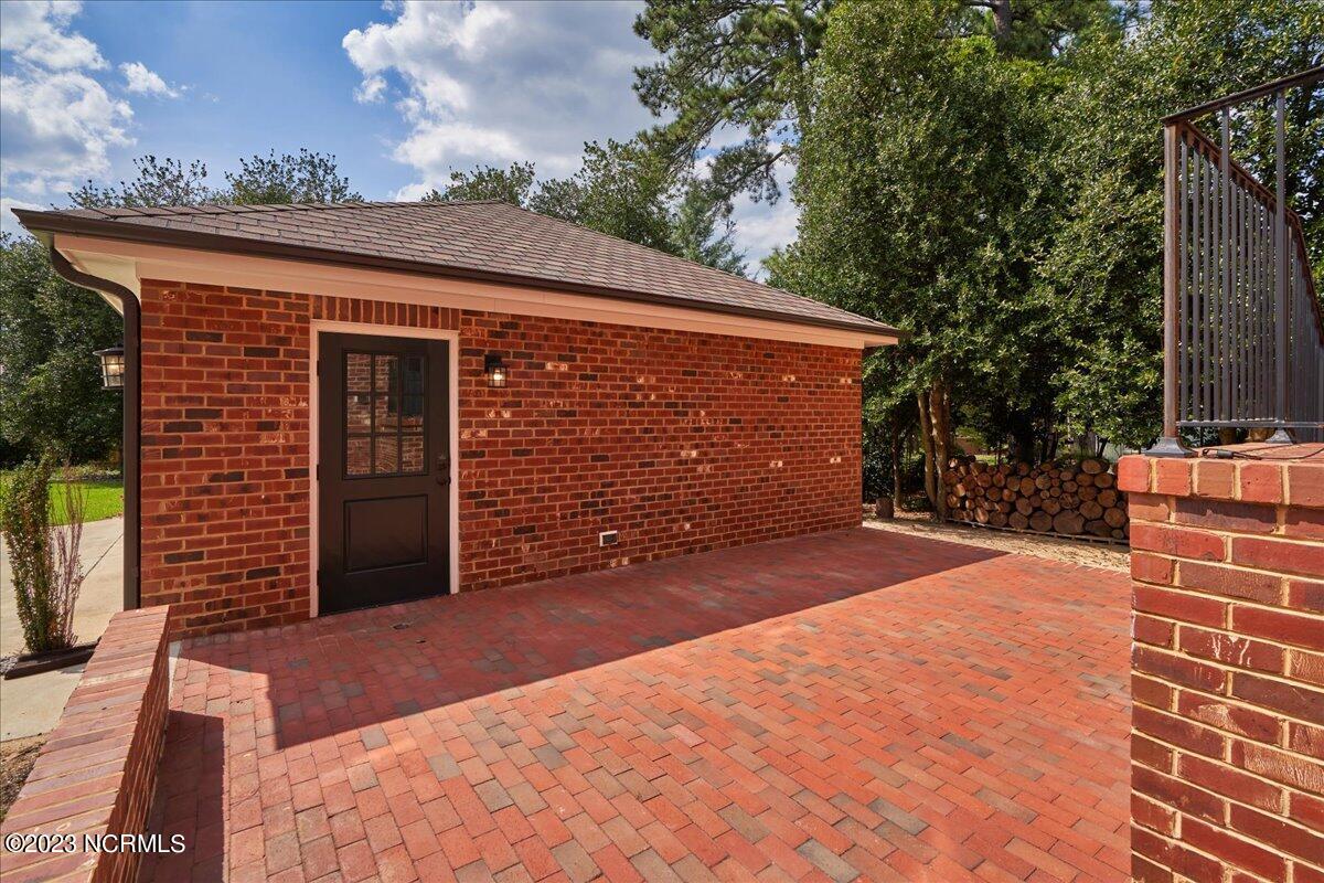 240 E Pennsylvania Avenue