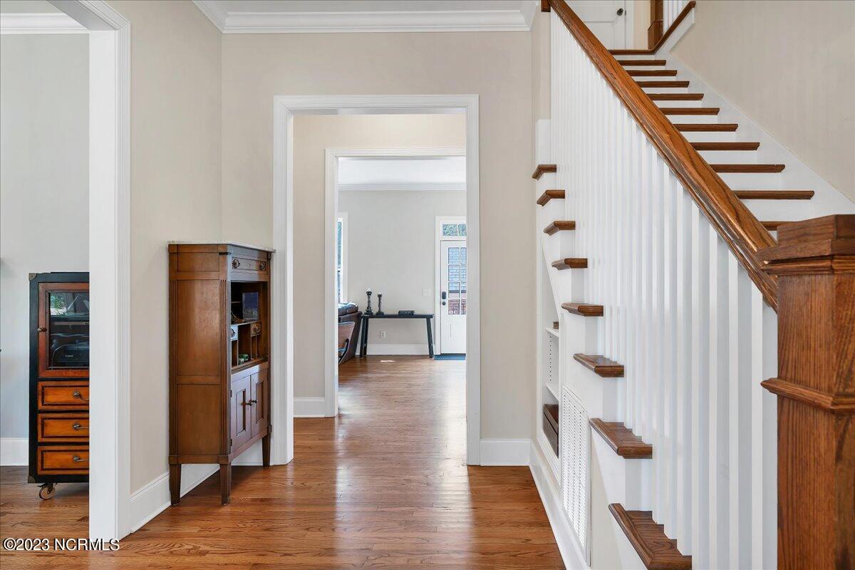 240 E Pennsylvania Avenue