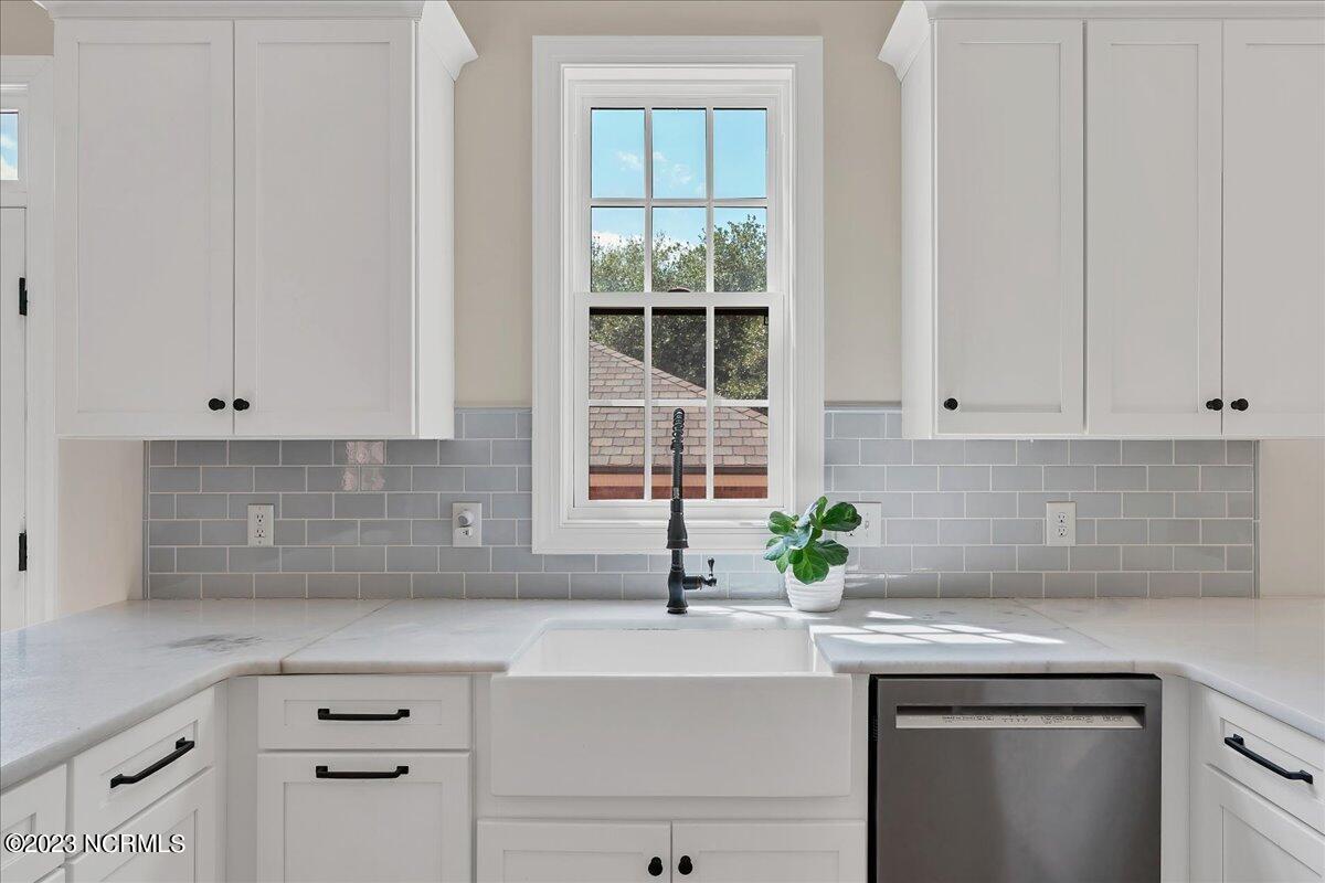 240 E Pennsylvania Avenue