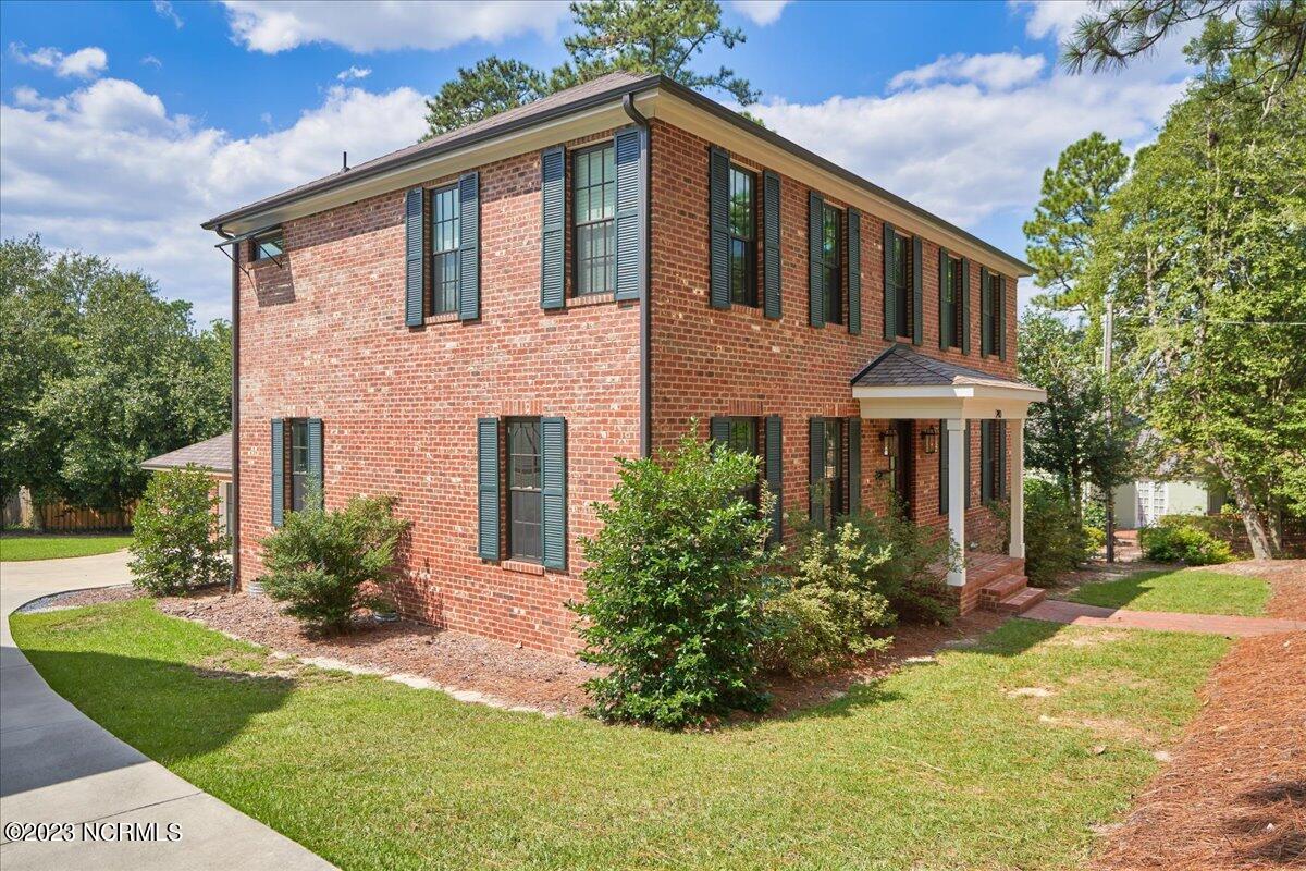 240 E Pennsylvania Avenue