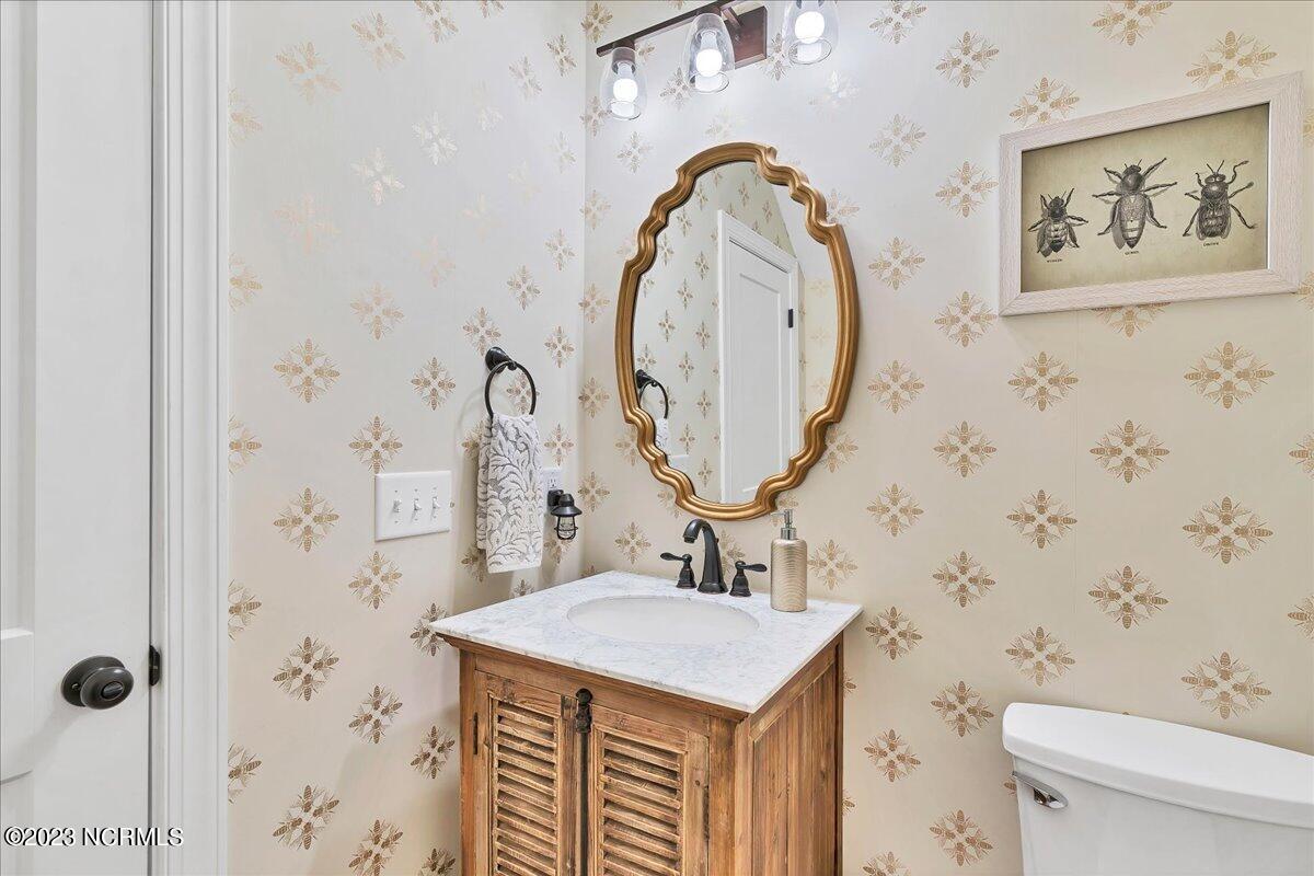 240 E Pennsylvania Avenue