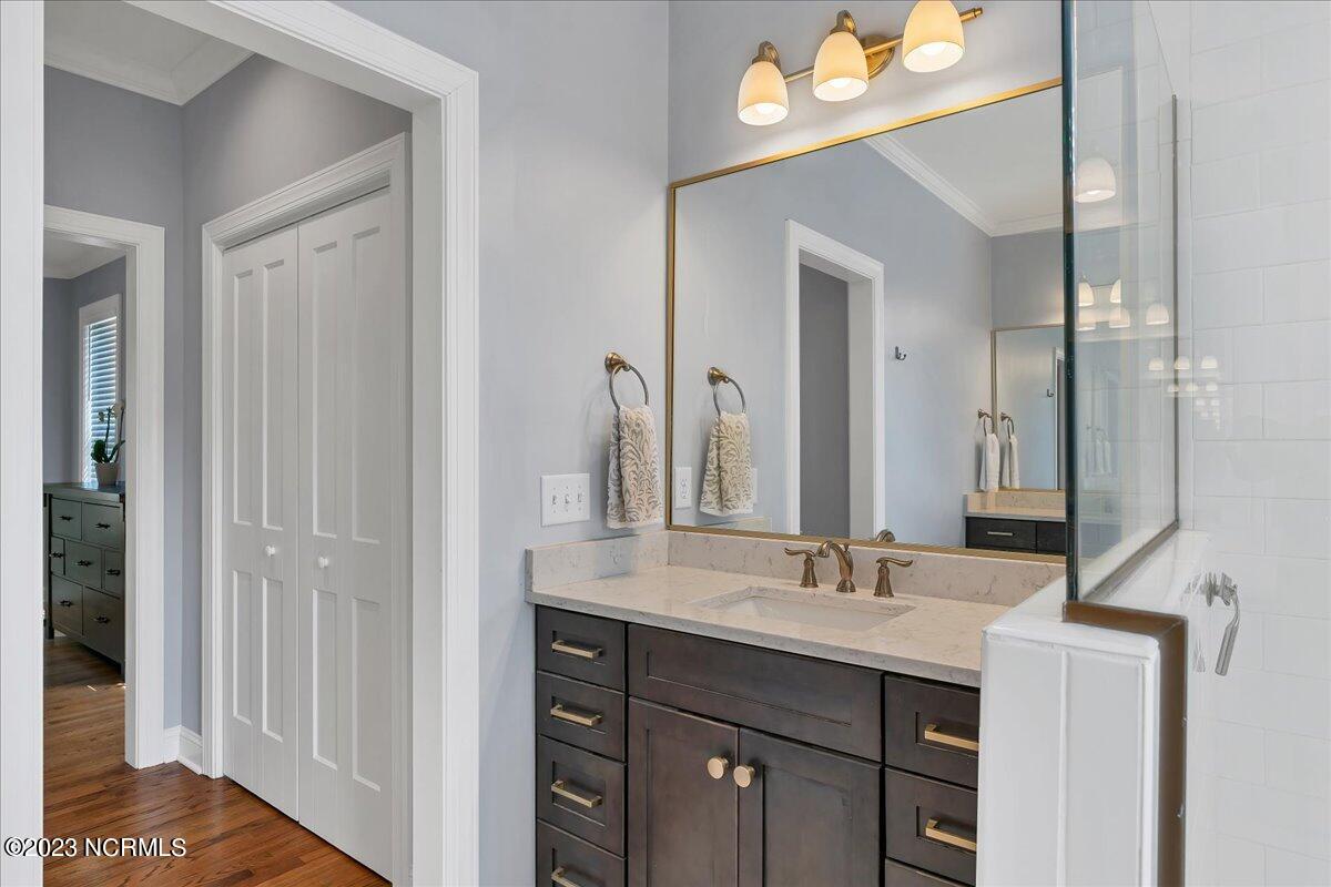 240 E Pennsylvania Avenue