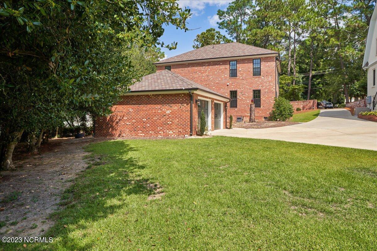 240 E Pennsylvania Avenue