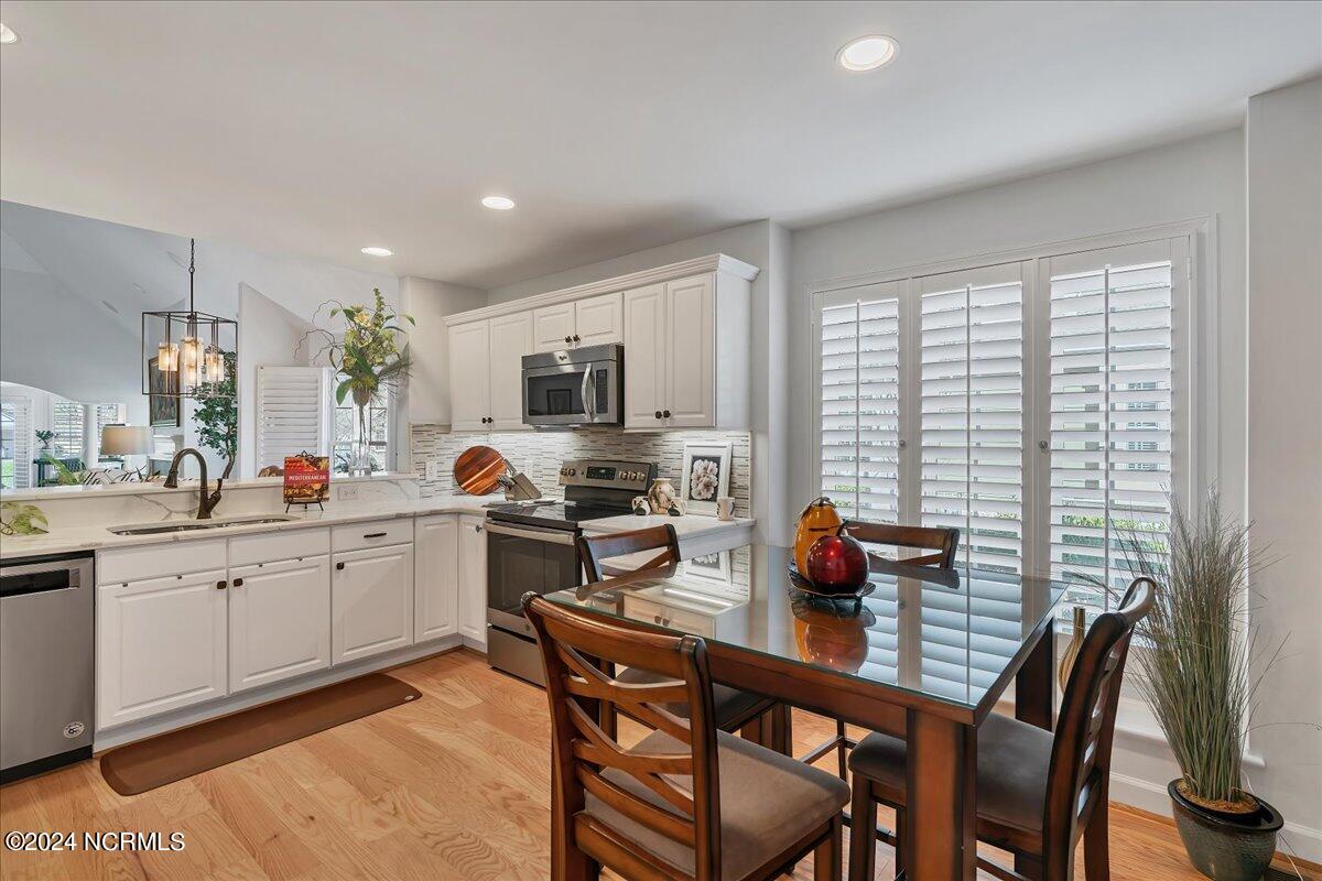 504 Cottage Lane