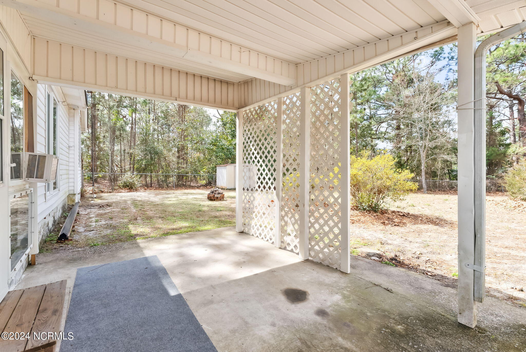135 S Pecan Street