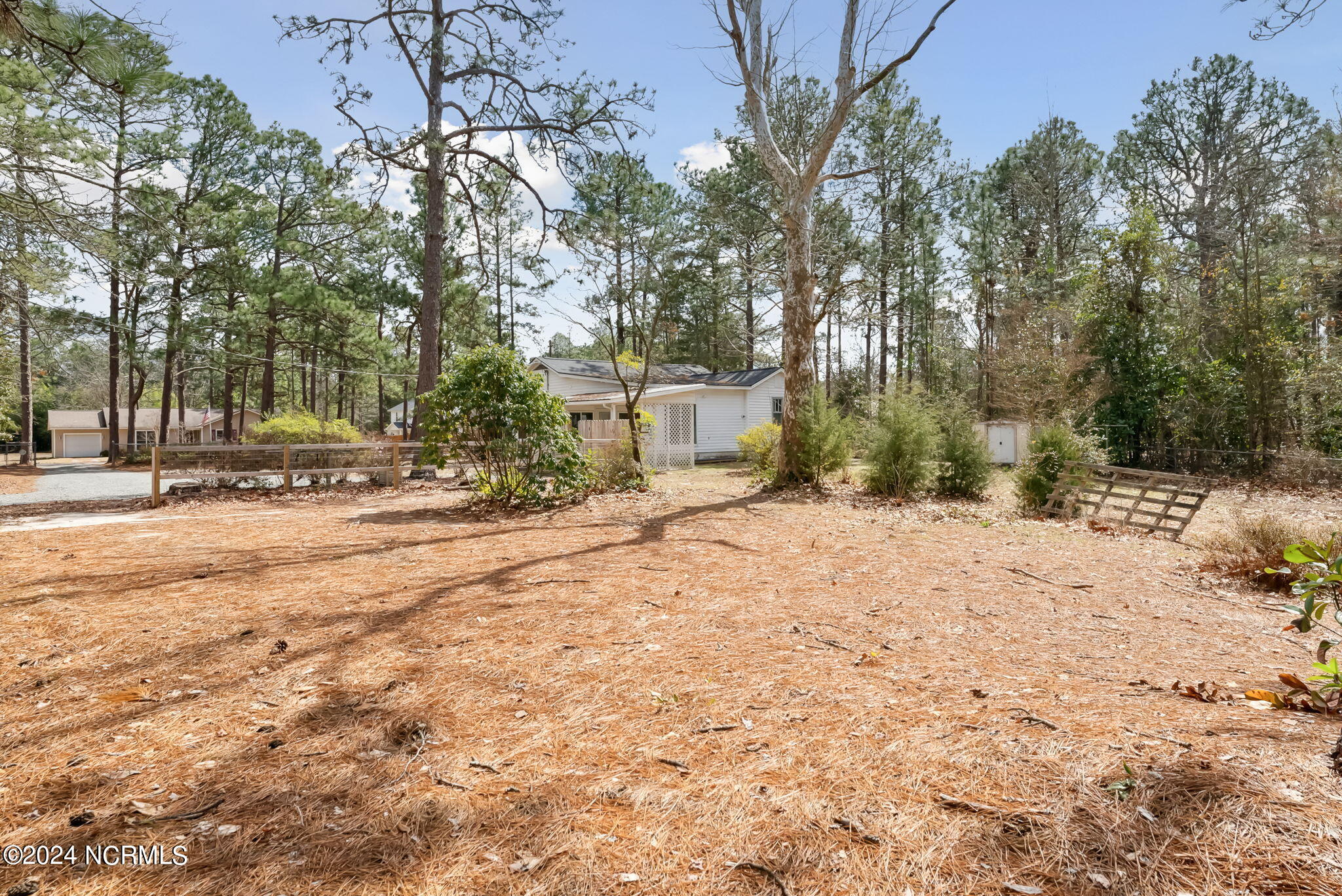 135 S Pecan Street
