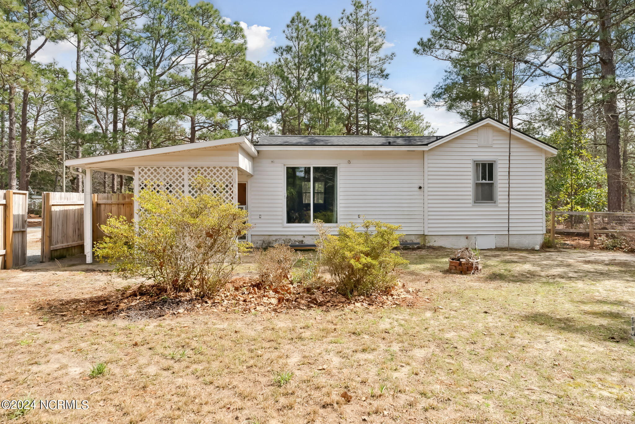 135 S Pecan Street