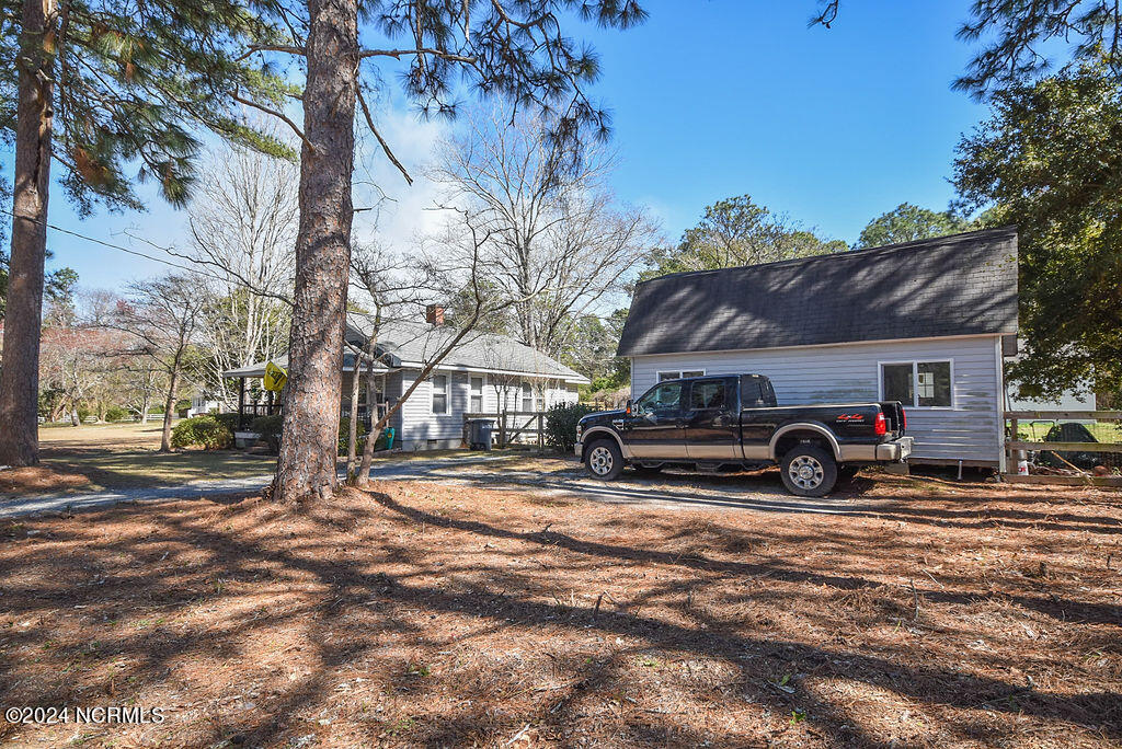 1435 N Ridge Street