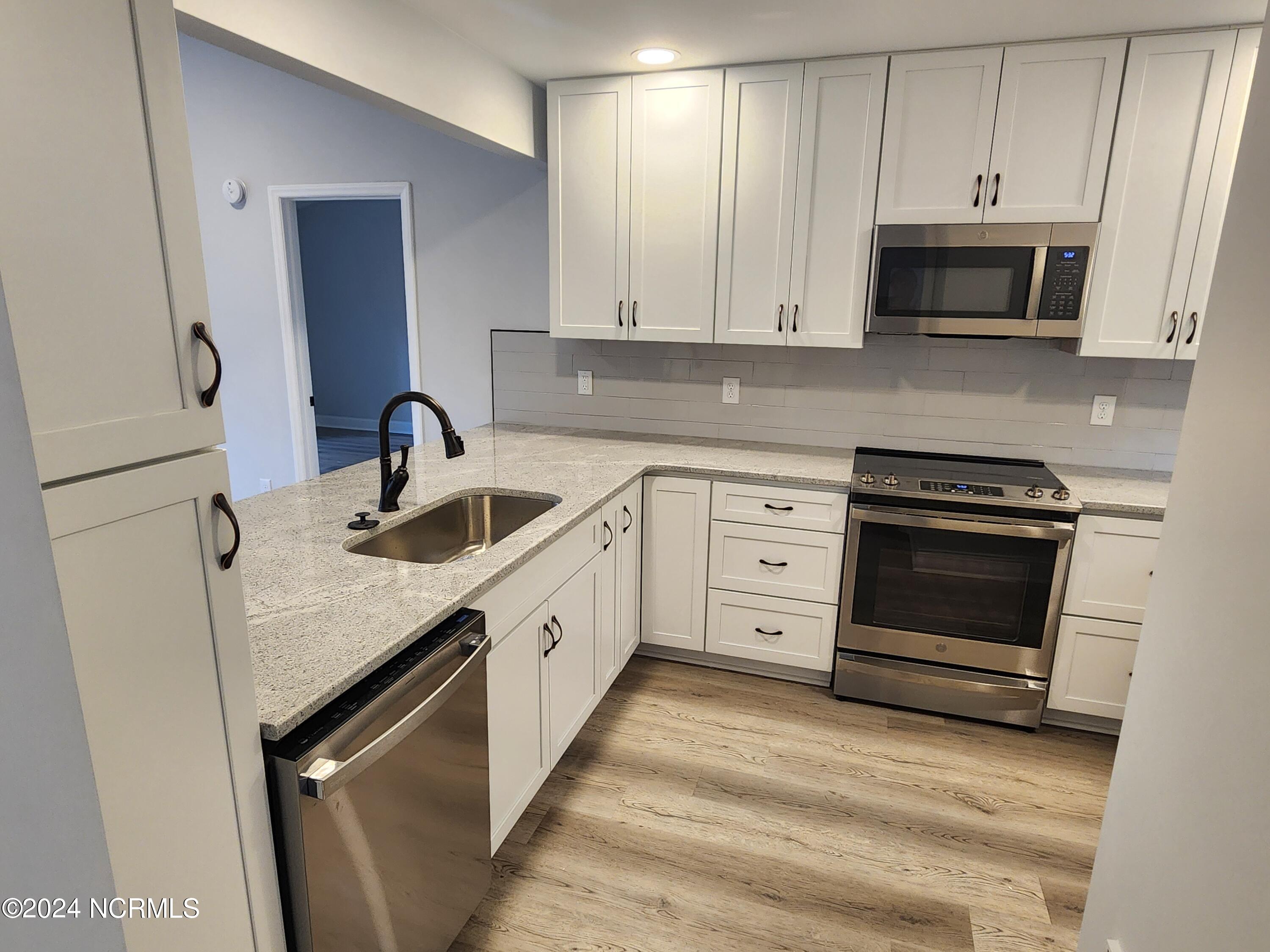 95 Brandon Trail