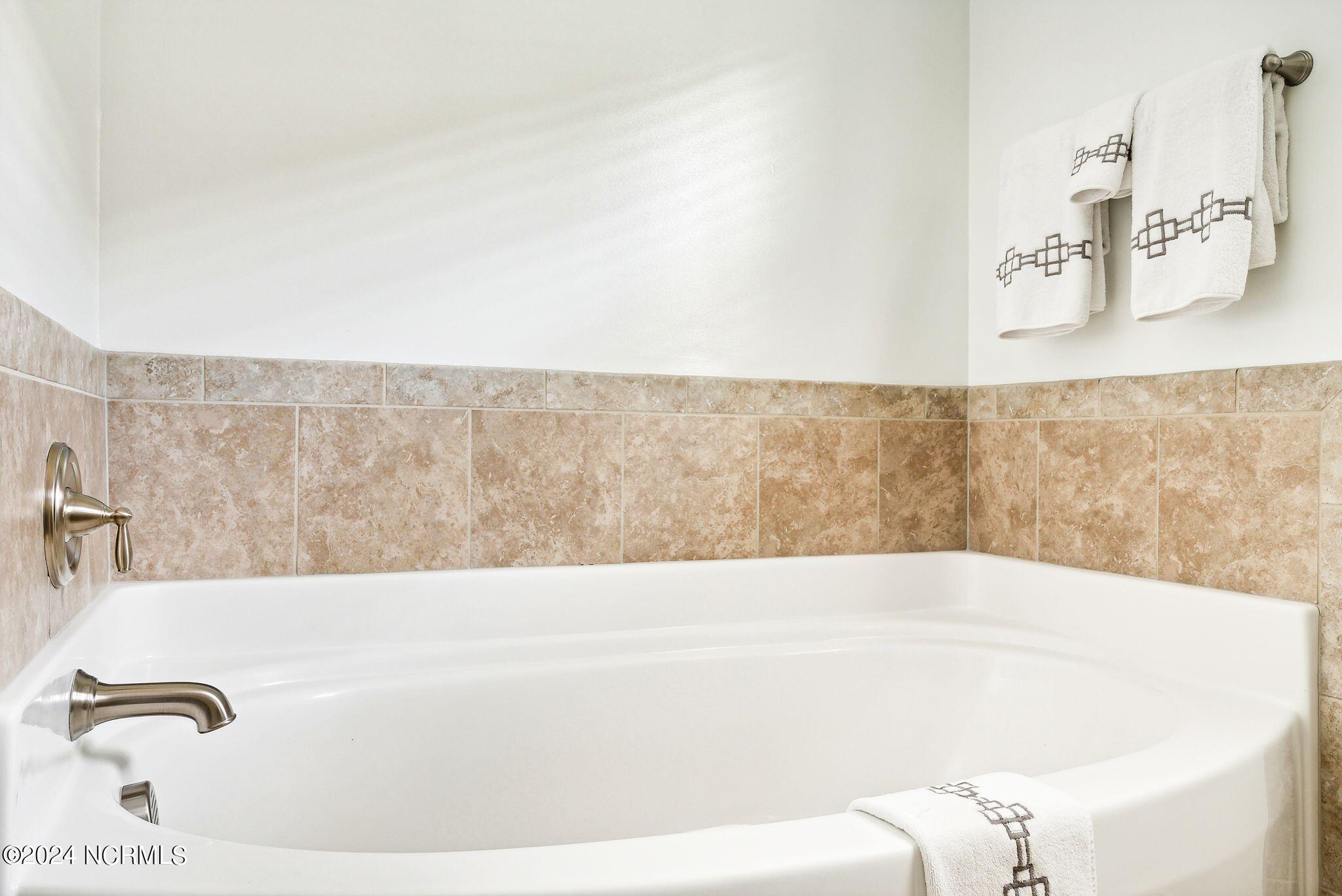 315 N Bracken Fern Lane