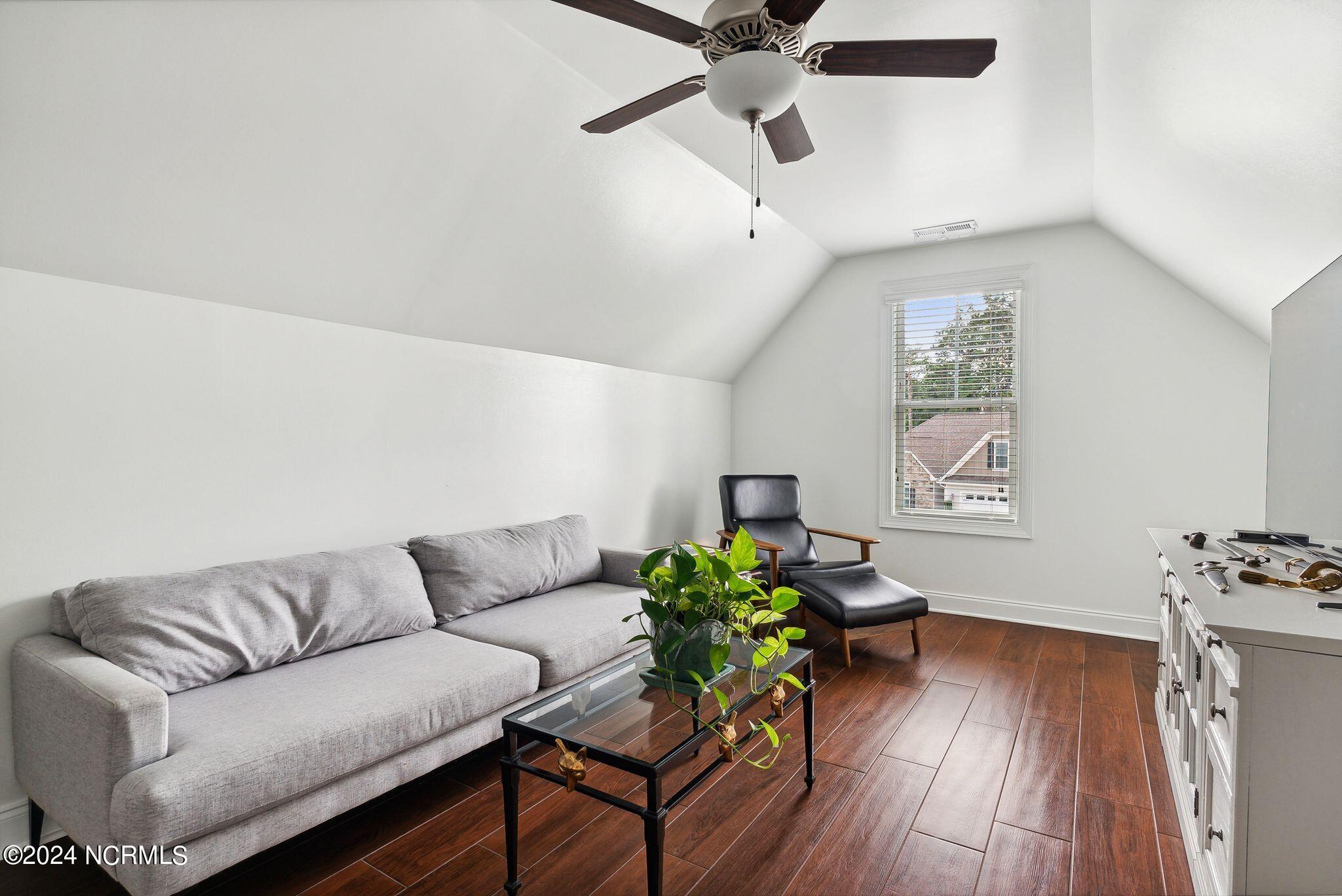315 N Bracken Fern Lane