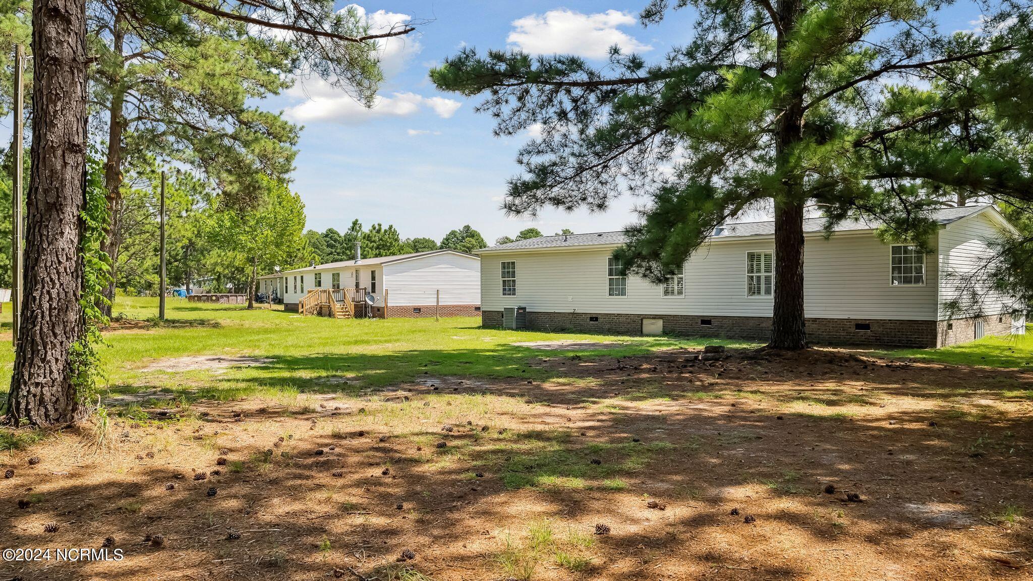 225 Meadowfield Circle