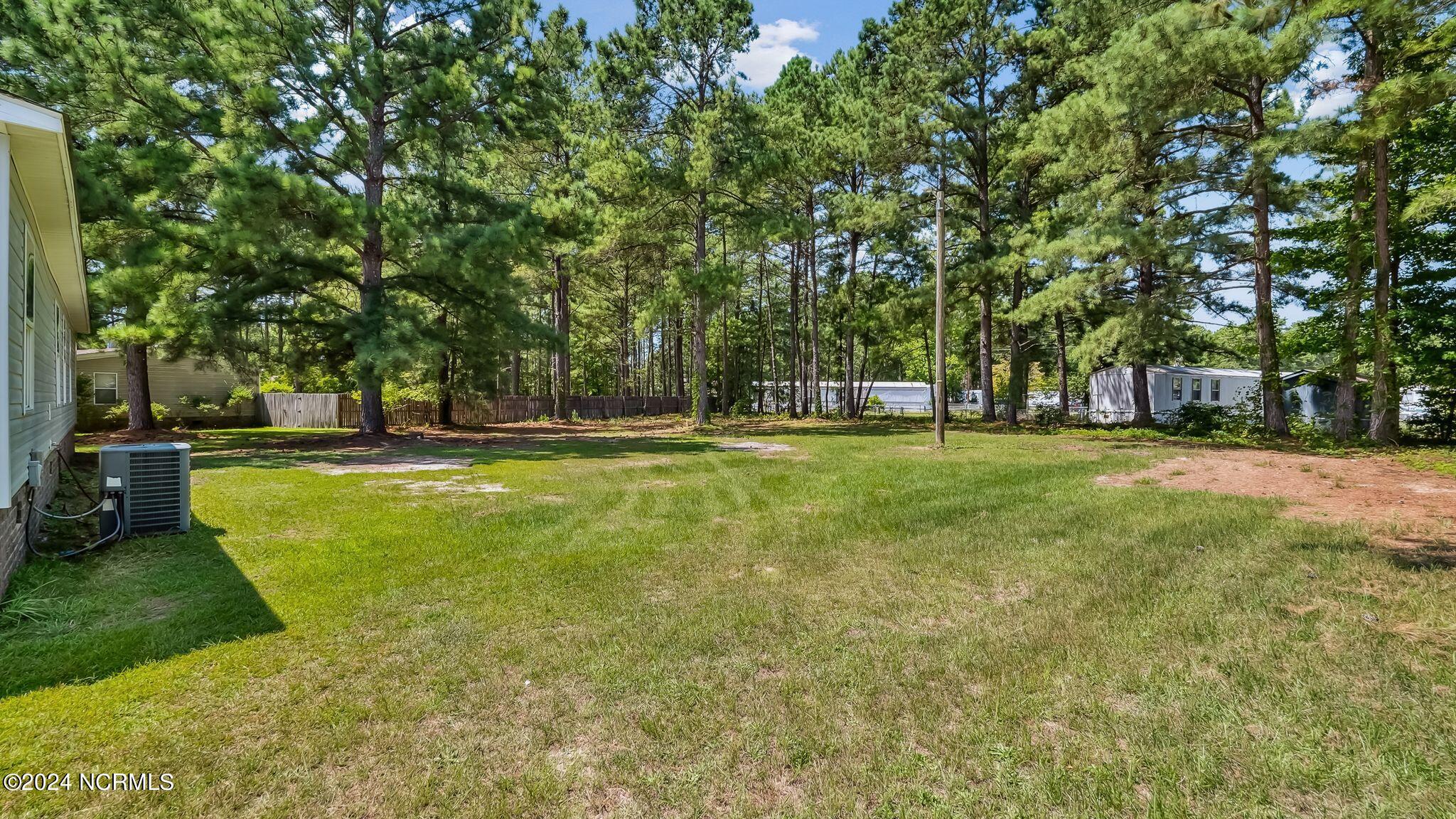 225 Meadowfield Circle