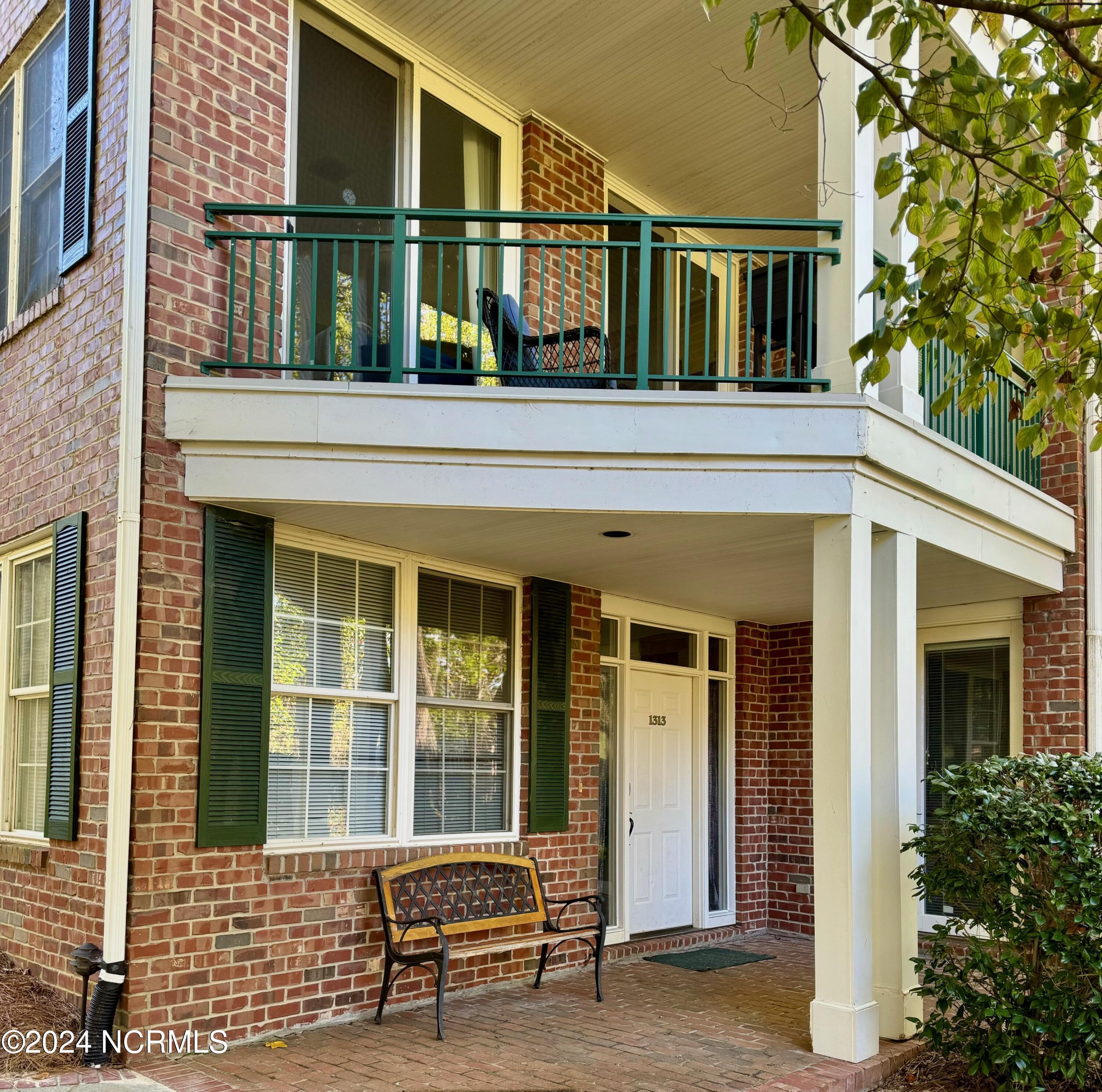 1313 Sandmoore Drive