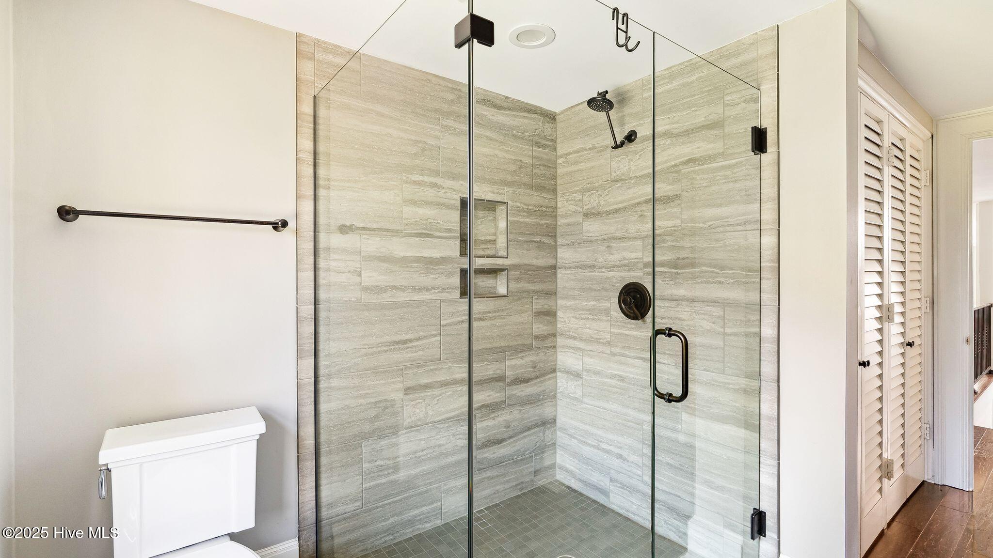 1645 E Indiana Avenue