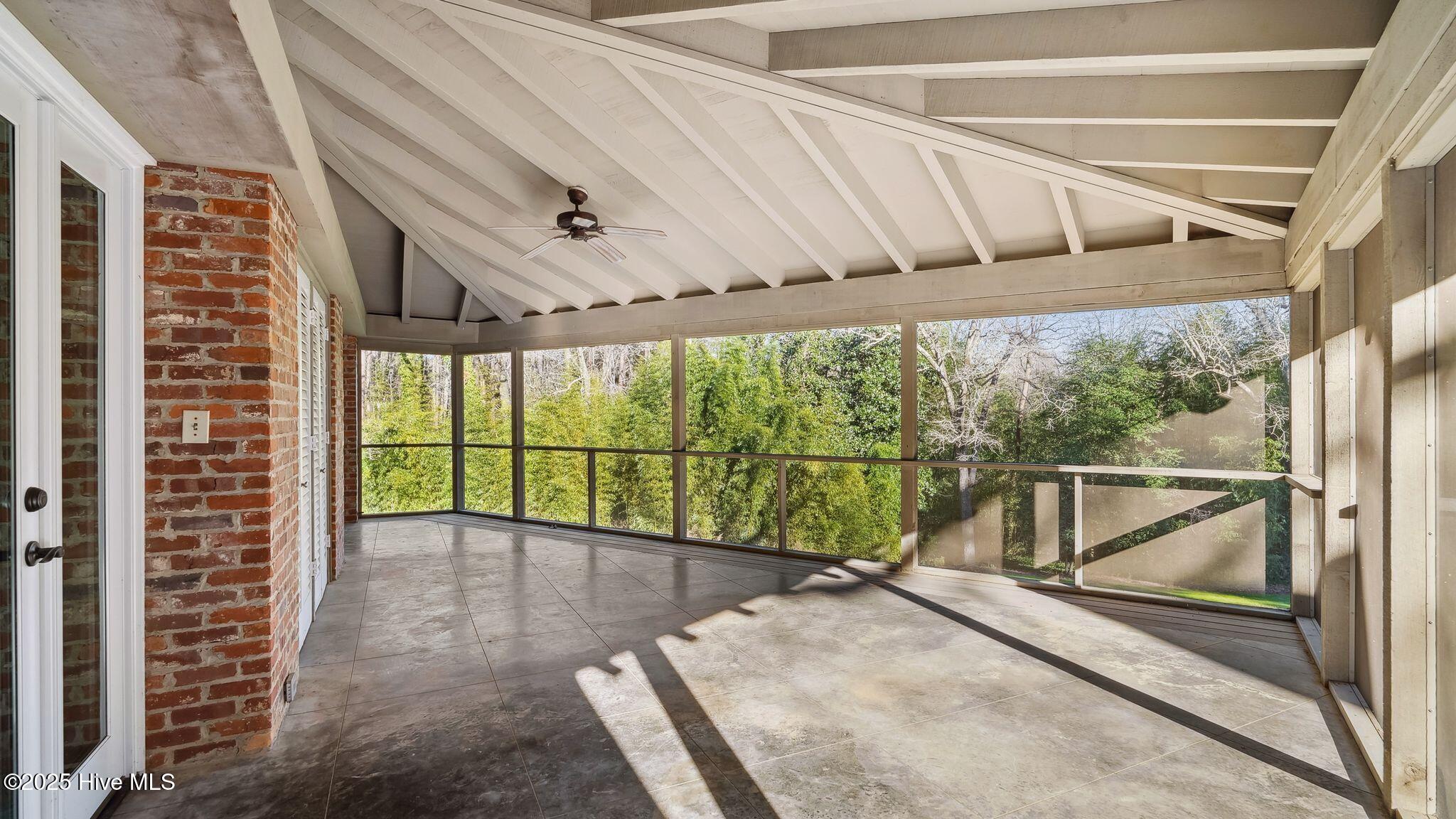 1645 E Indiana Avenue