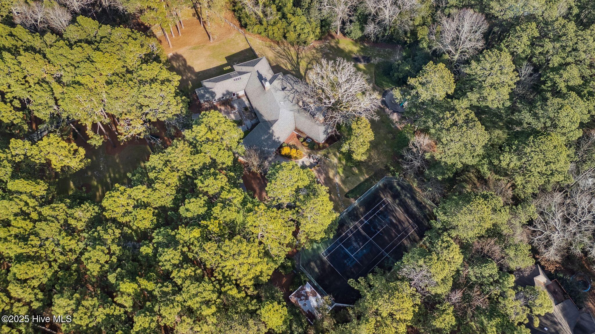 1645 E Indiana Avenue