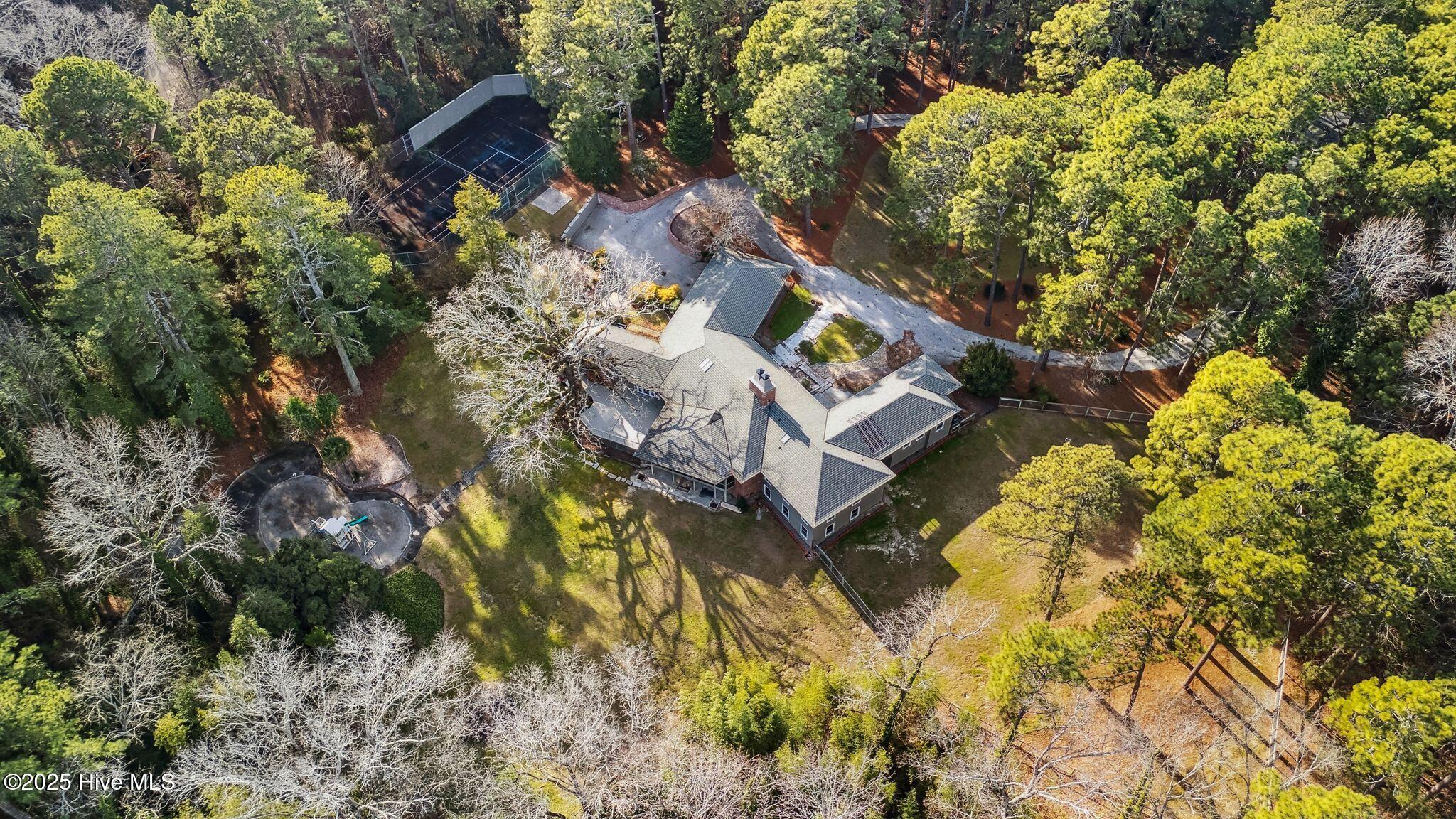 1645 E Indiana Avenue