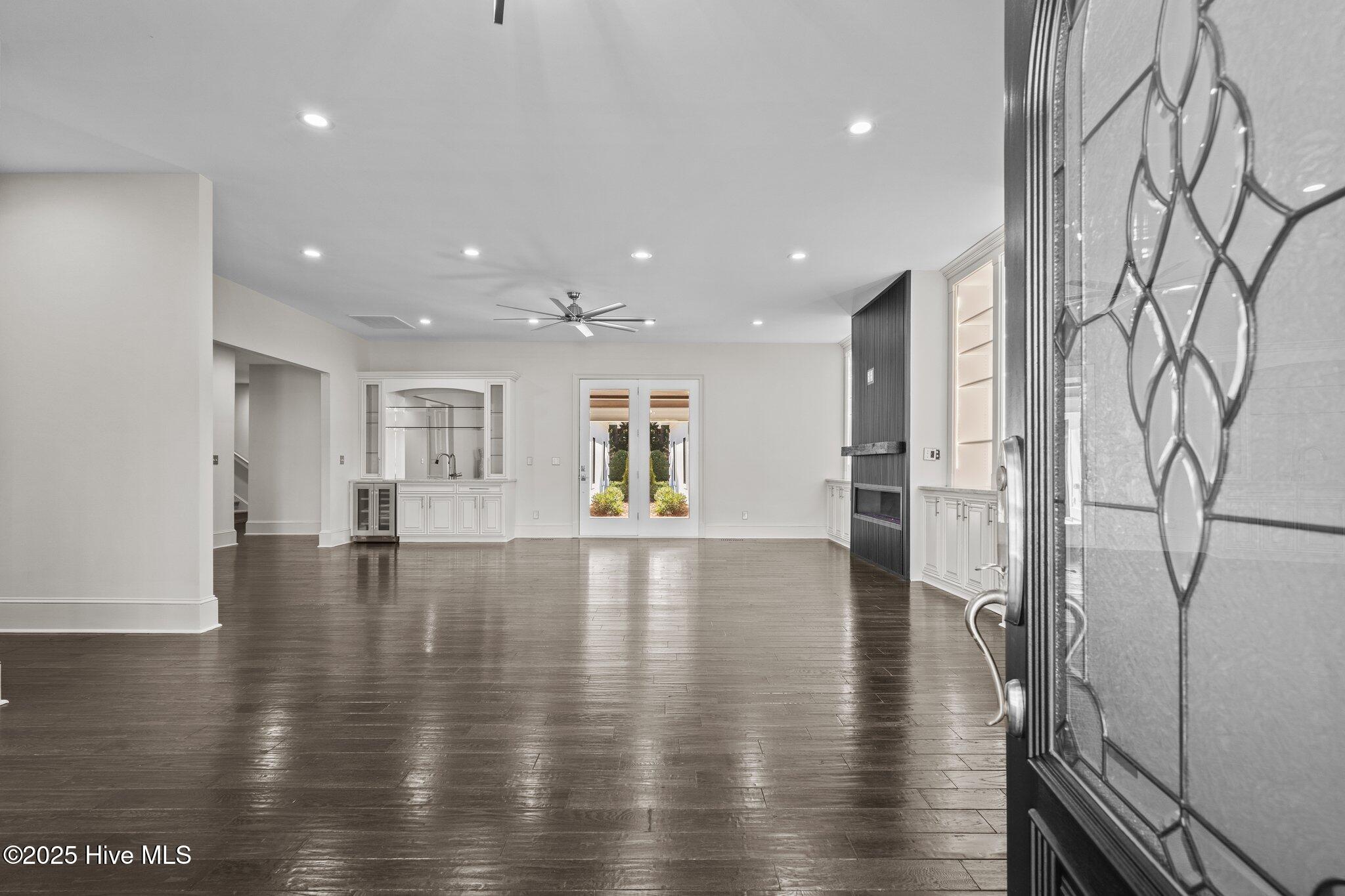 25 Barons Drive