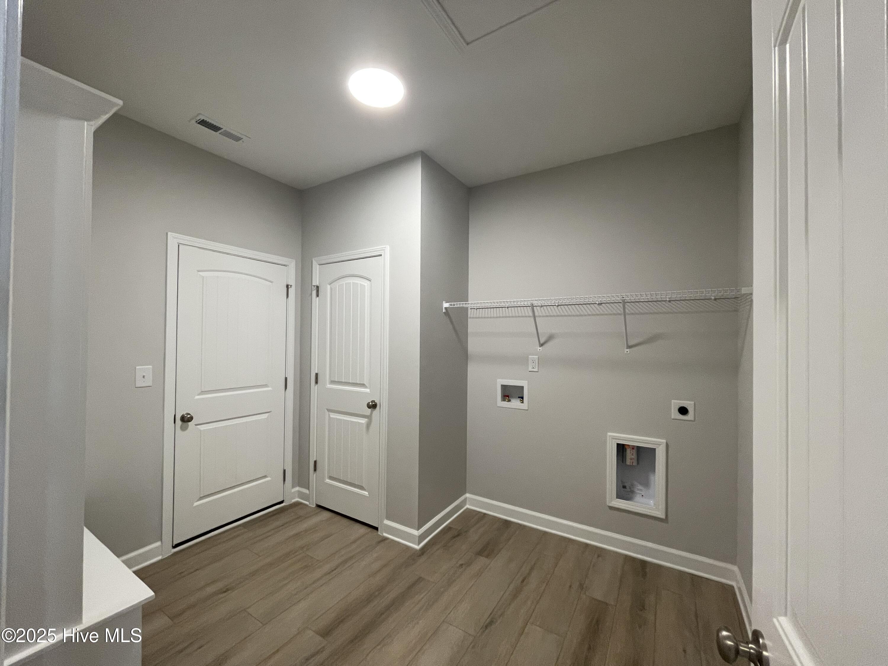112 Pungo Lane, 504
