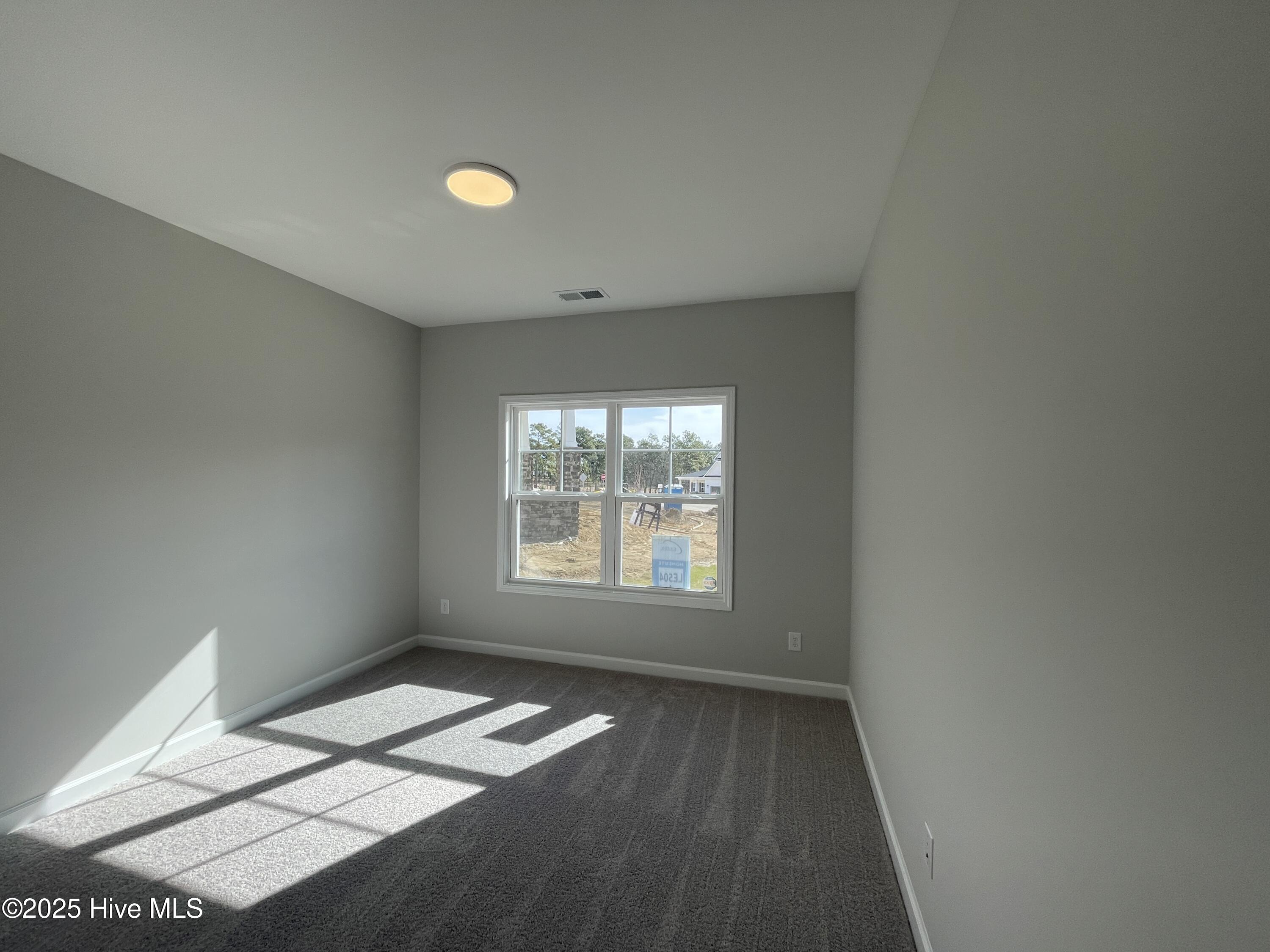 112 Pungo Lane, 504