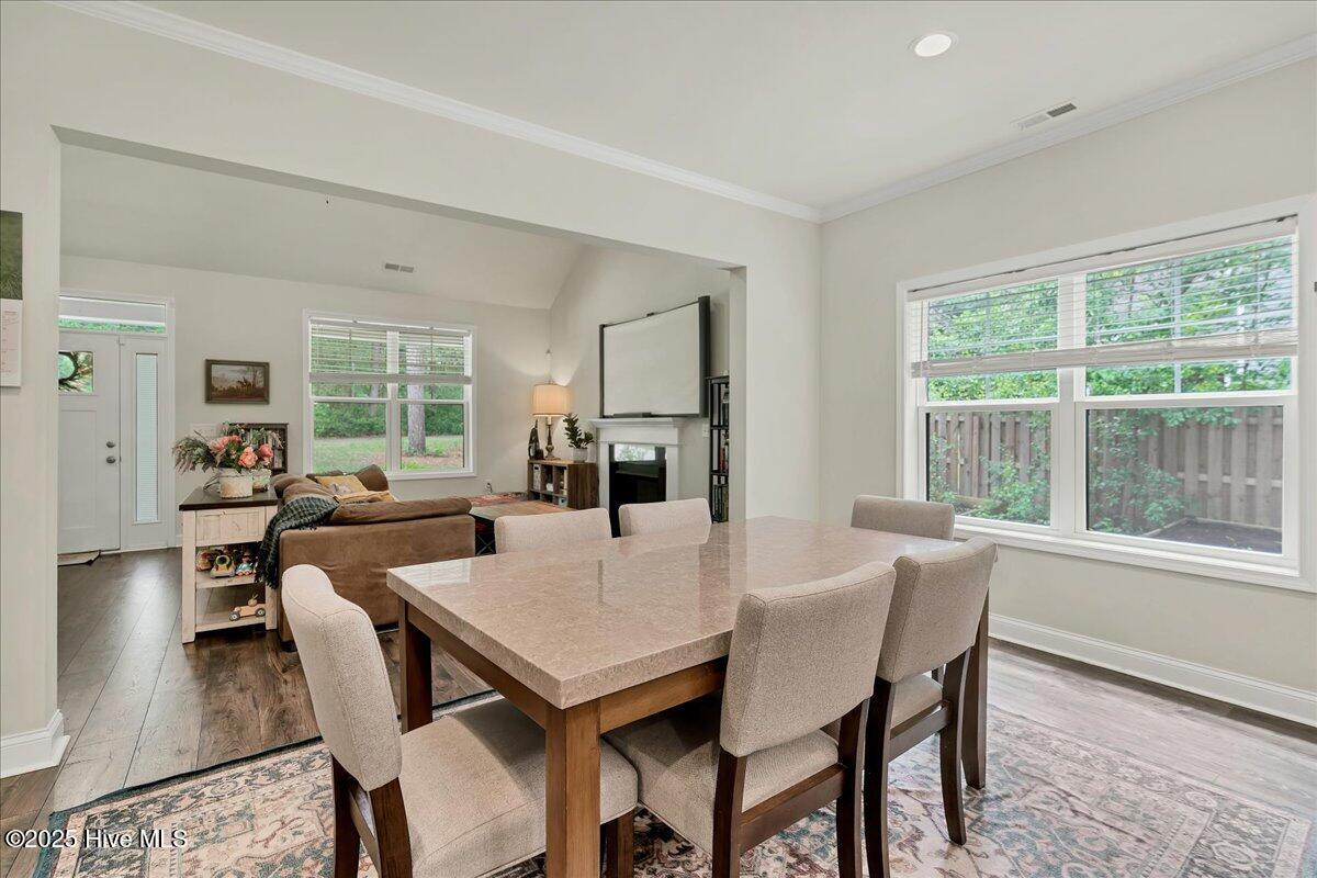 11 Bedford Circle