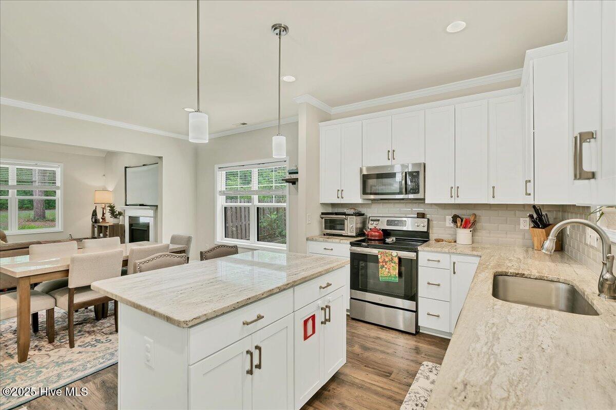 11 Bedford Circle