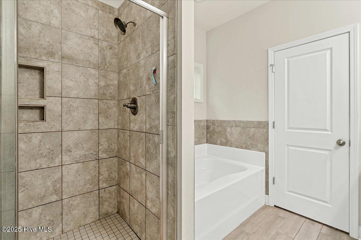 11 Bedford Circle