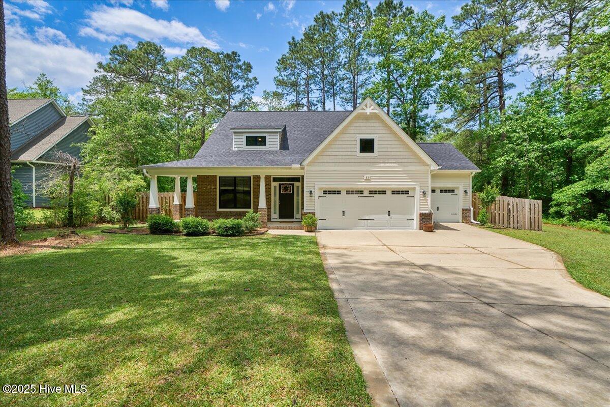 11 Bedford Circle