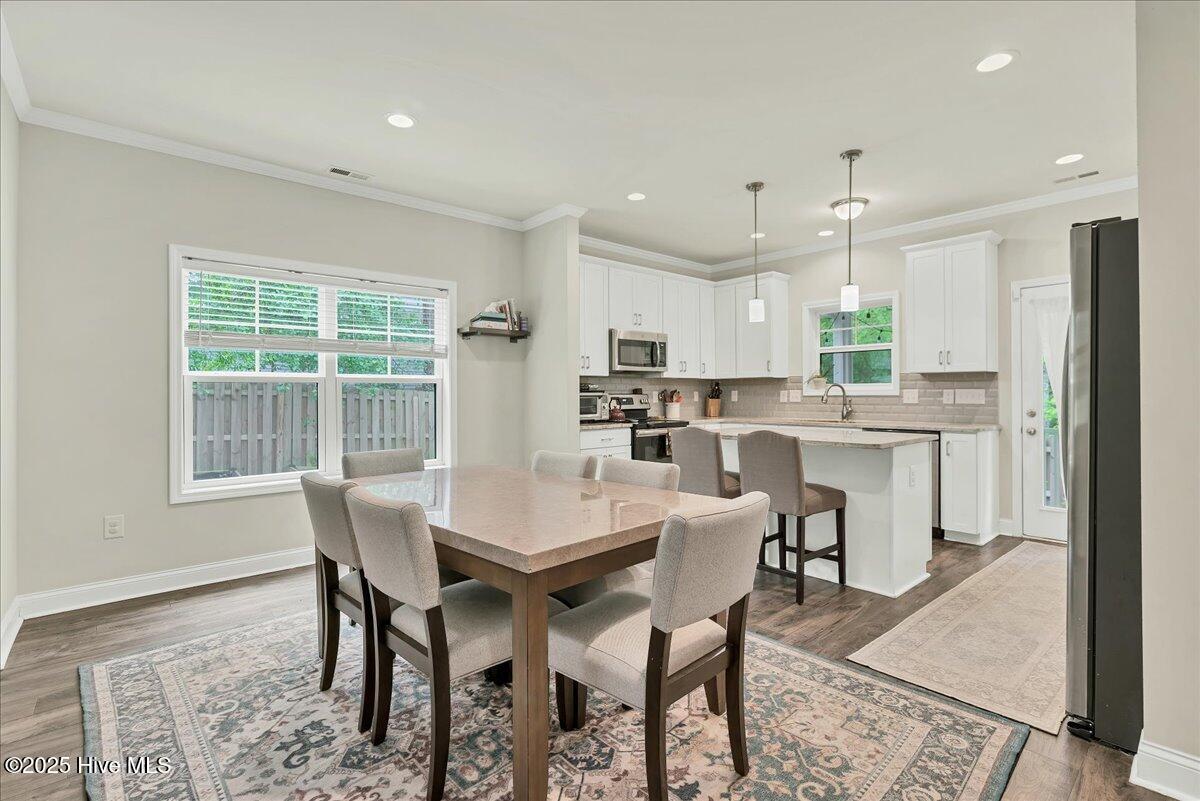 11 Bedford Circle