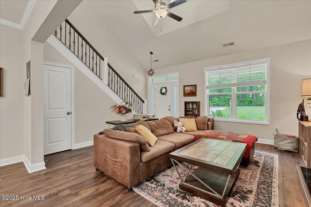 11 Bedford Circle