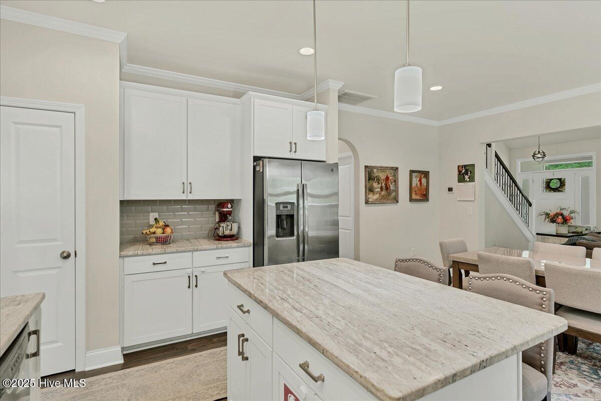 11 Bedford Circle