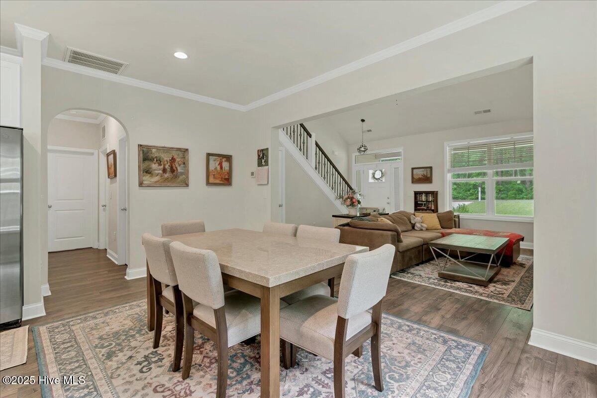 11 Bedford Circle