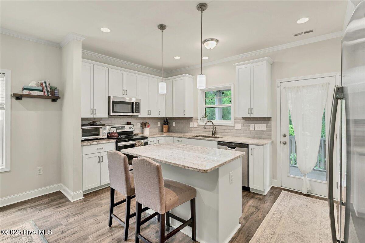 11 Bedford Circle