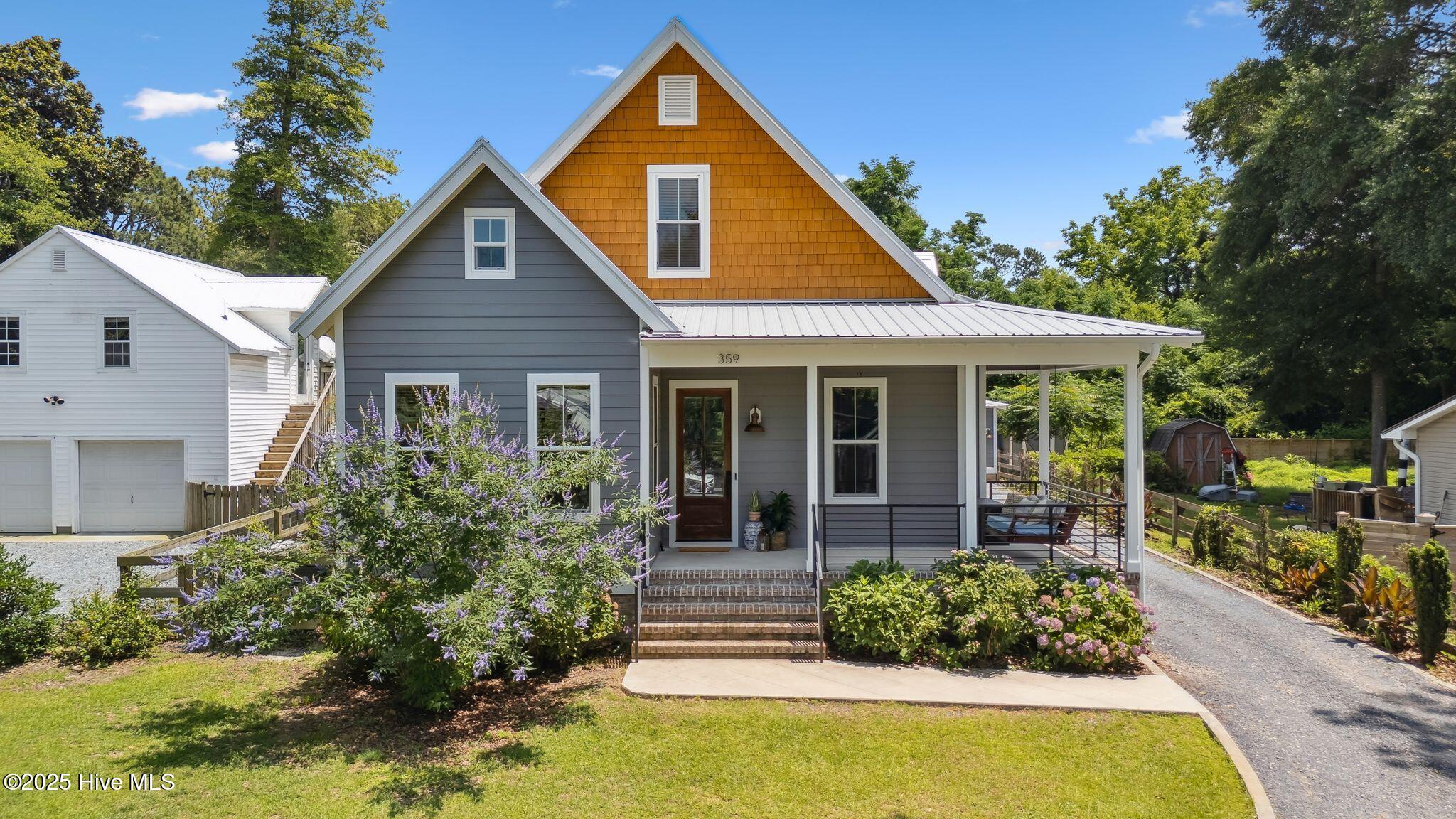 359 N Leak Street